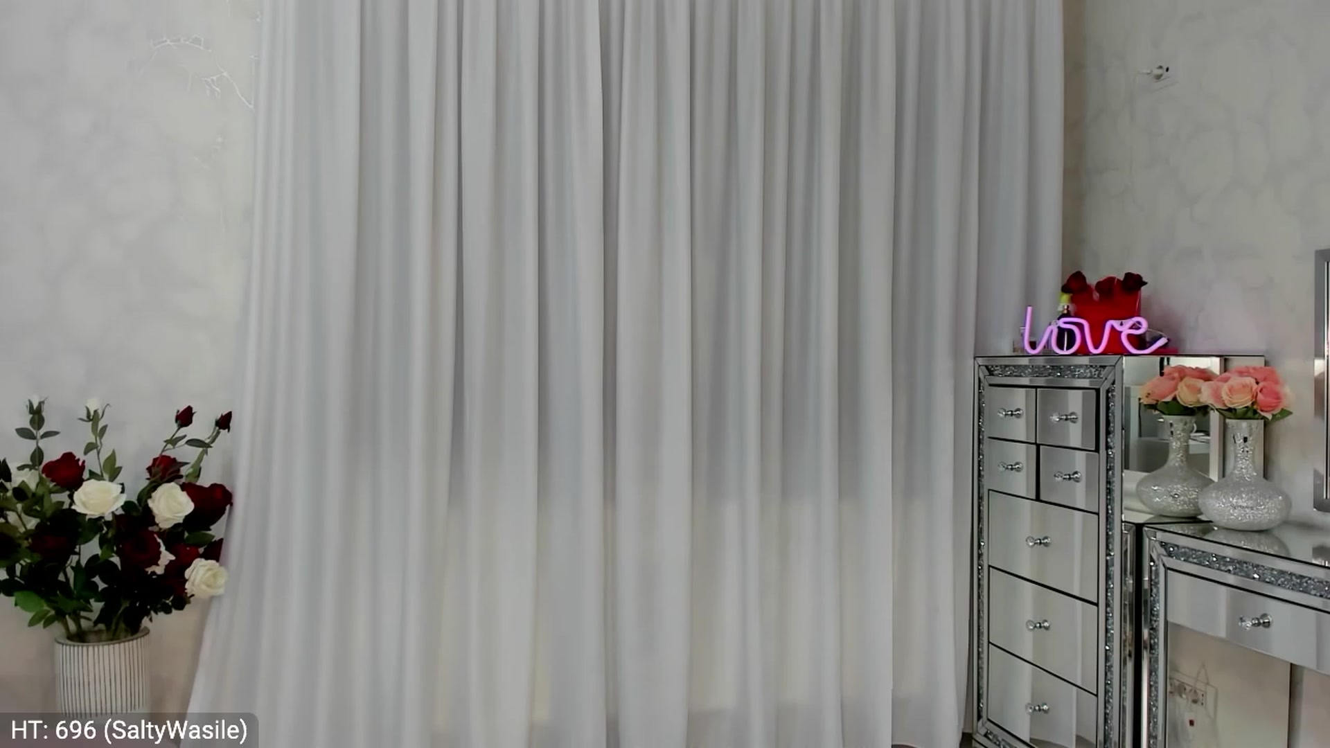 Gallery image thumbnail from MissButterfly's myfreecams stream on, 07/21/2023, 01:01 image 2 of 20