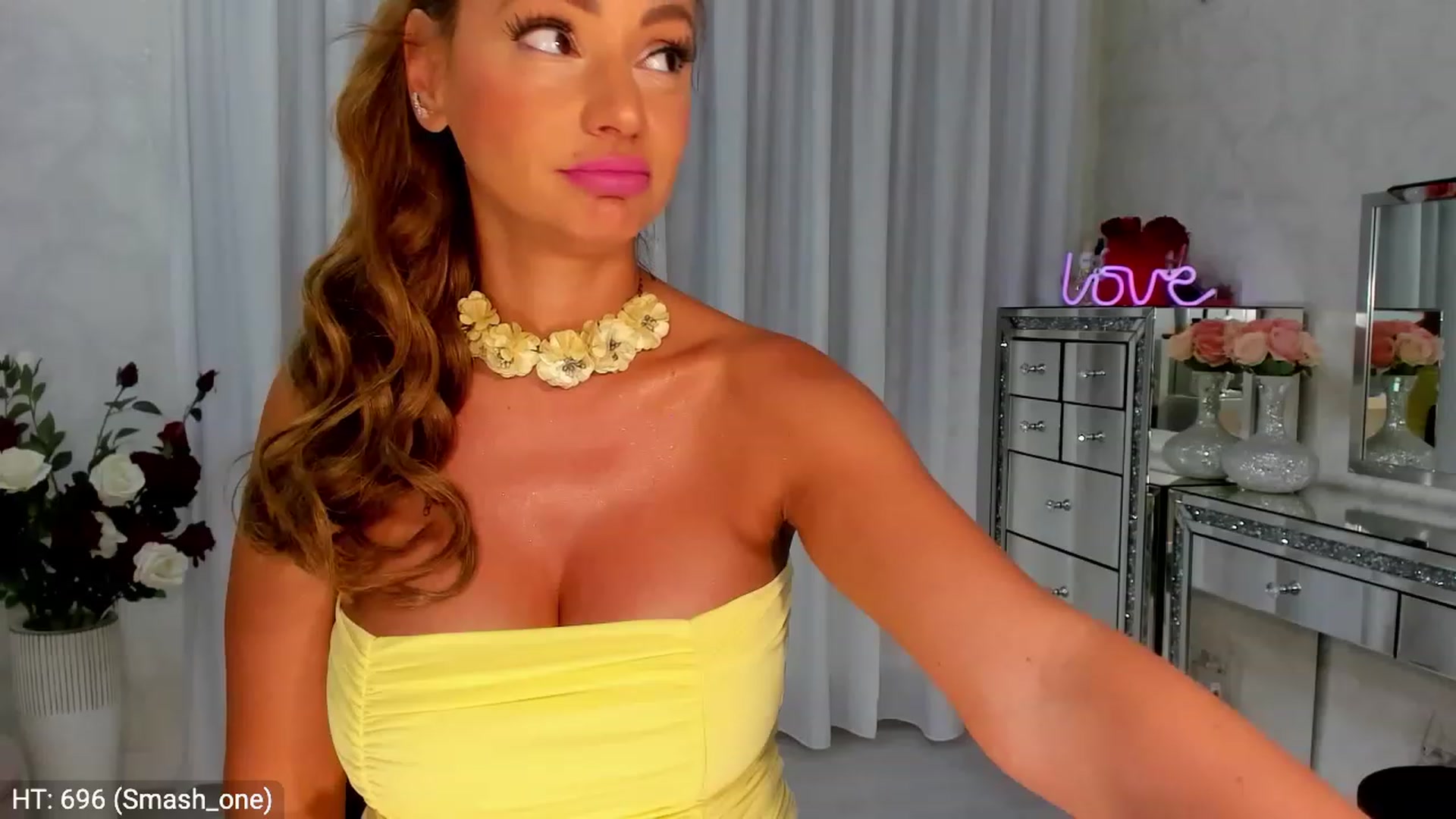 Gallery image thumbnail from MissButterfly's myfreecams stream on, 09/02/2023, 01:39 image 12 of 20