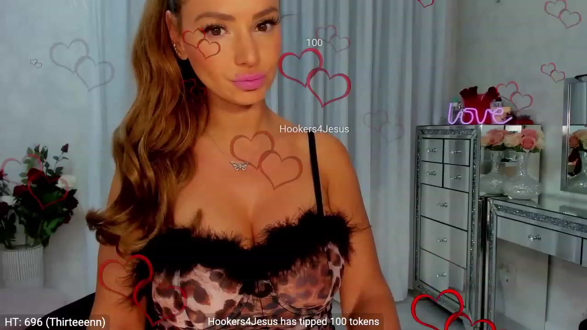 Gallery image thumbnail from MissButterfly's myfreecams stream on, 10/05/2023, 24:02 image 16 of 20