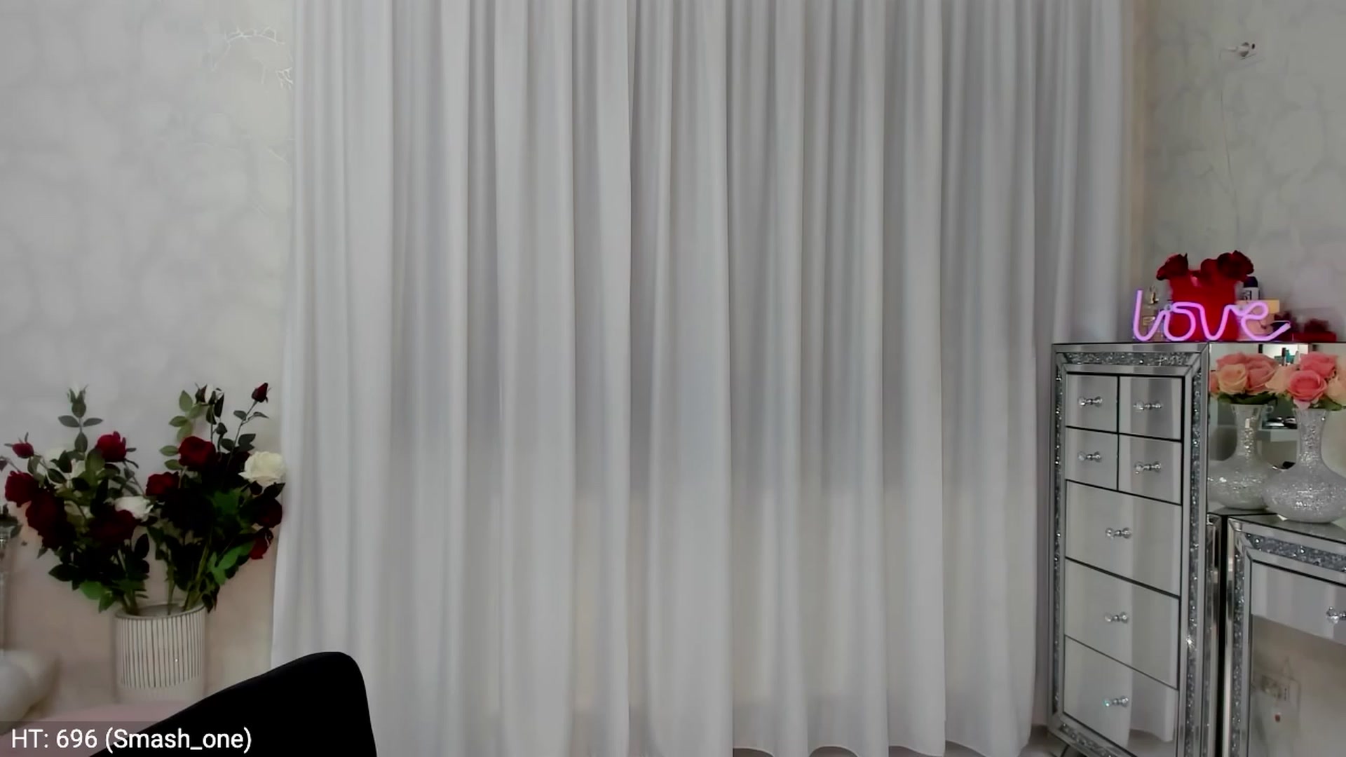 Gallery image thumbnail from MissButterfly's myfreecams stream on, 10/12/2023, 24:01 image 7 of 20