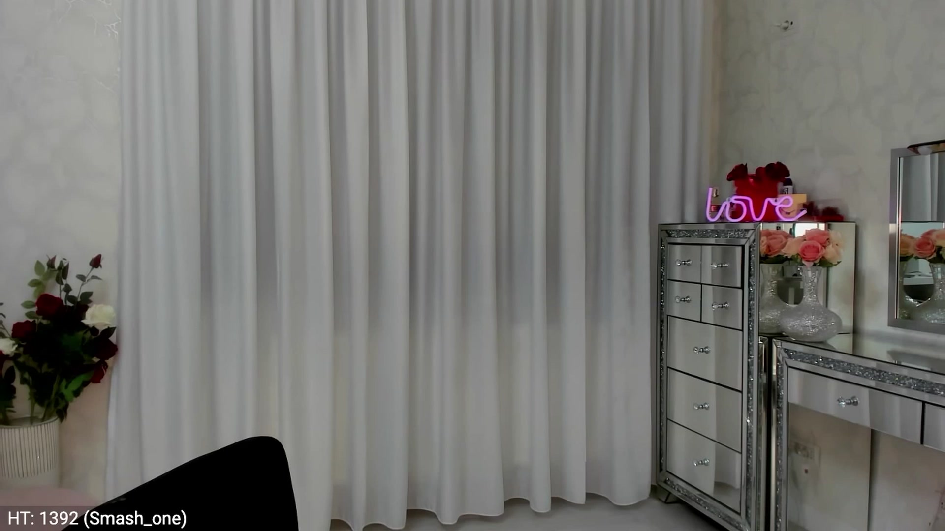 Gallery image thumbnail from MissButterfly's myfreecams stream on, 10/13/2023, 24:02 image 3 of 20