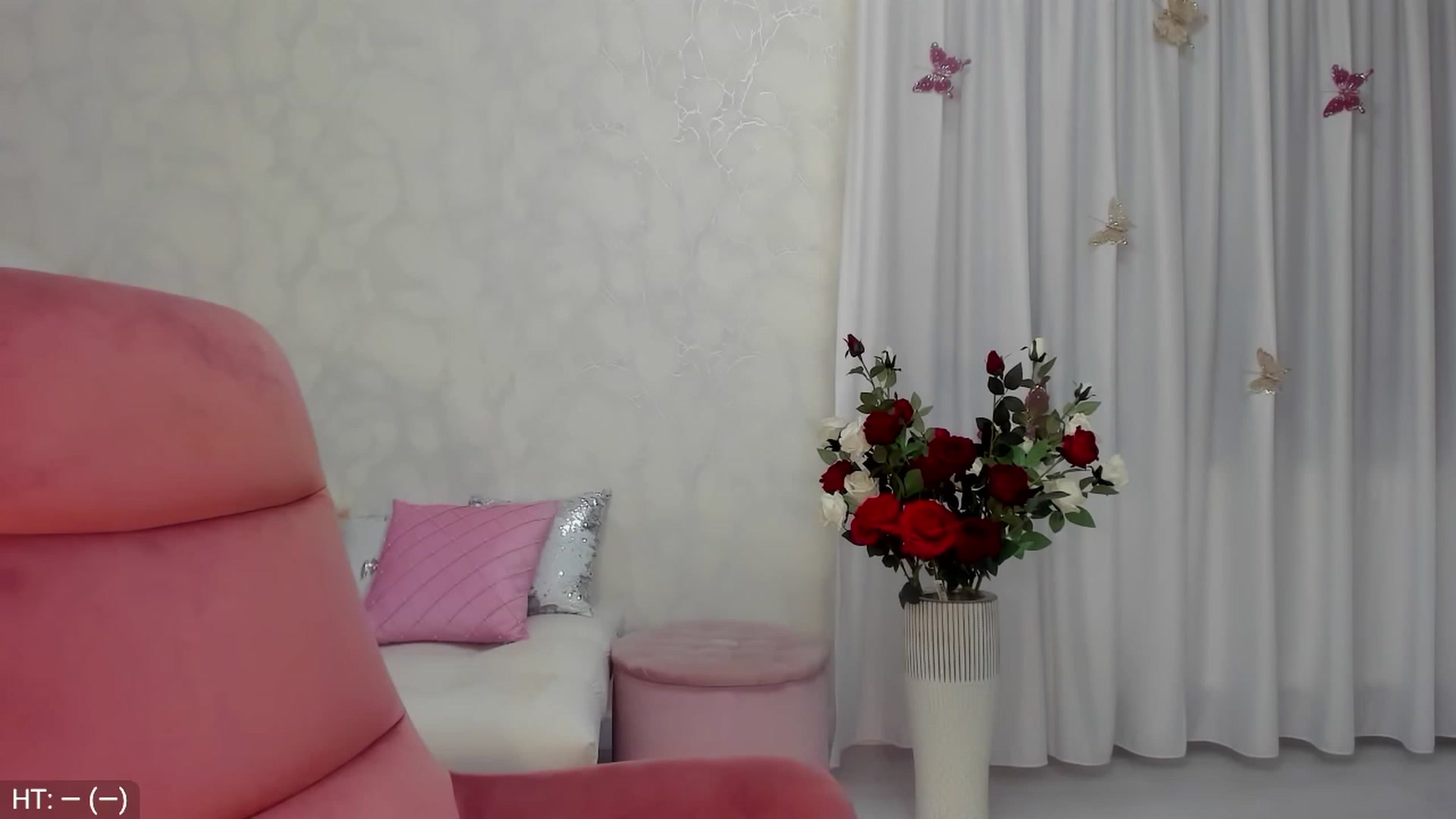 Gallery image thumbnail from MissButterfly's myfreecams stream on, 11/04/2023, 03:10 image 8 of 20