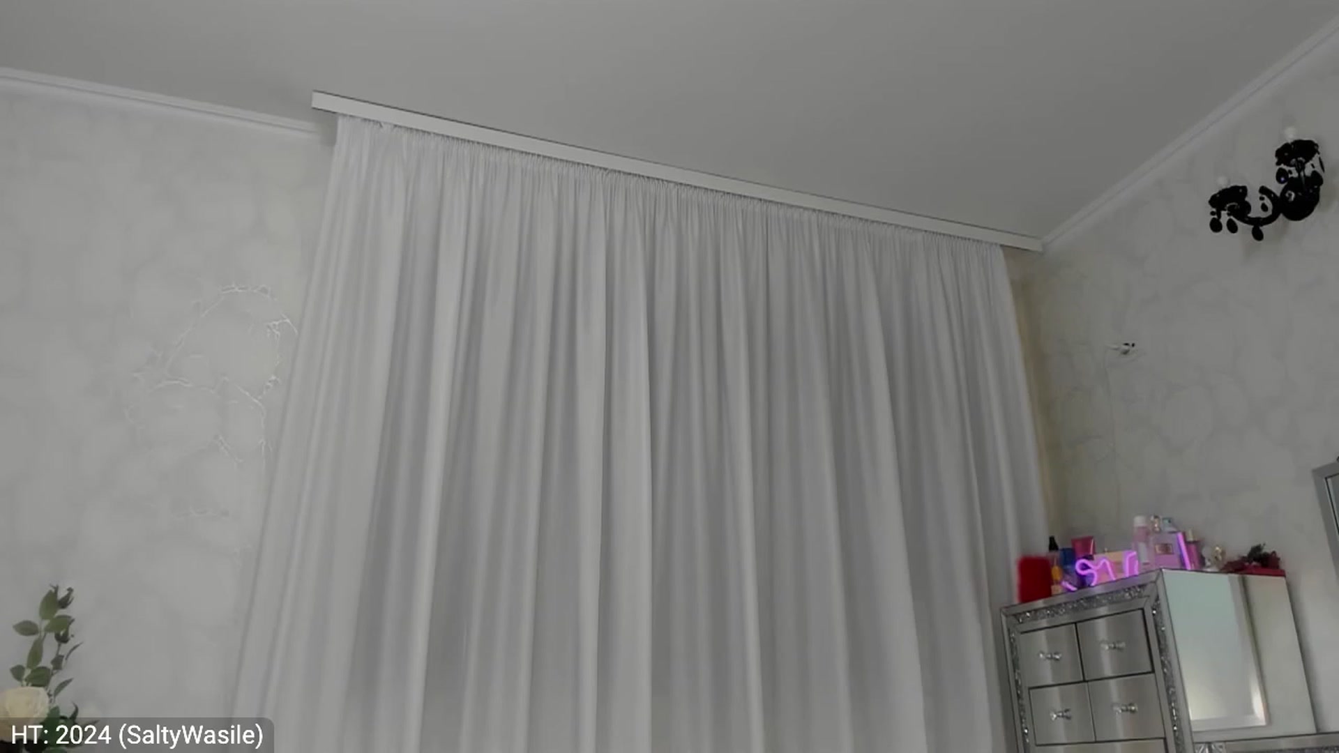 Gallery image thumbnail from MissButterfly's myfreecams stream on, 01/10/2024, 23:51 image 5 of 20