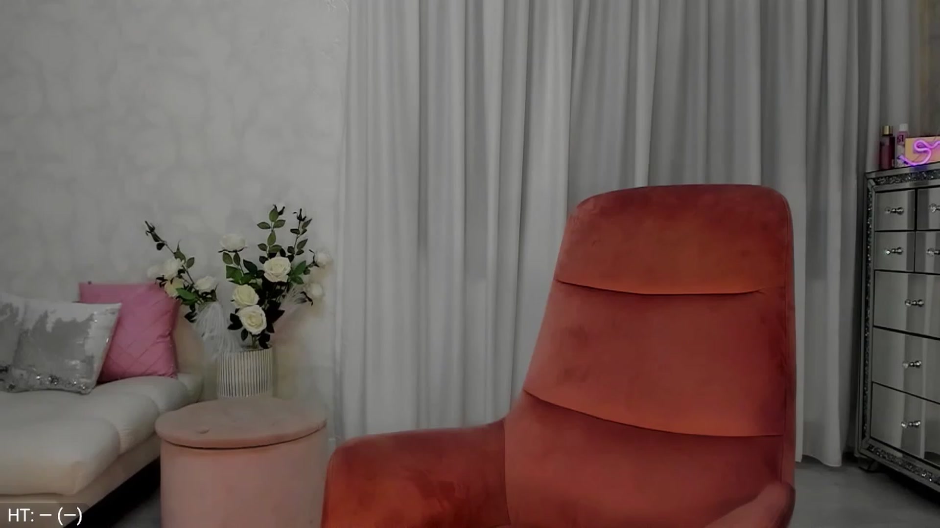 Gallery image thumbnail from MissButterfly's myfreecams stream on, 01/26/2024, 22:07 image 2 of 20
