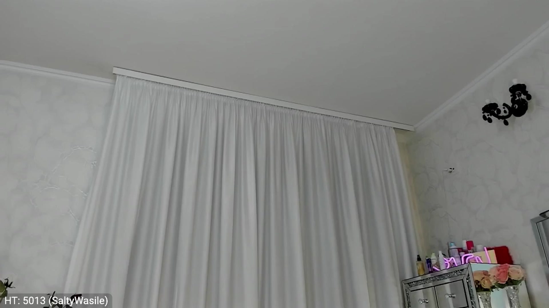 Gallery image thumbnail from MissButterfly's myfreecams stream on, 04/04/2024, 04:55 image 10 of 20