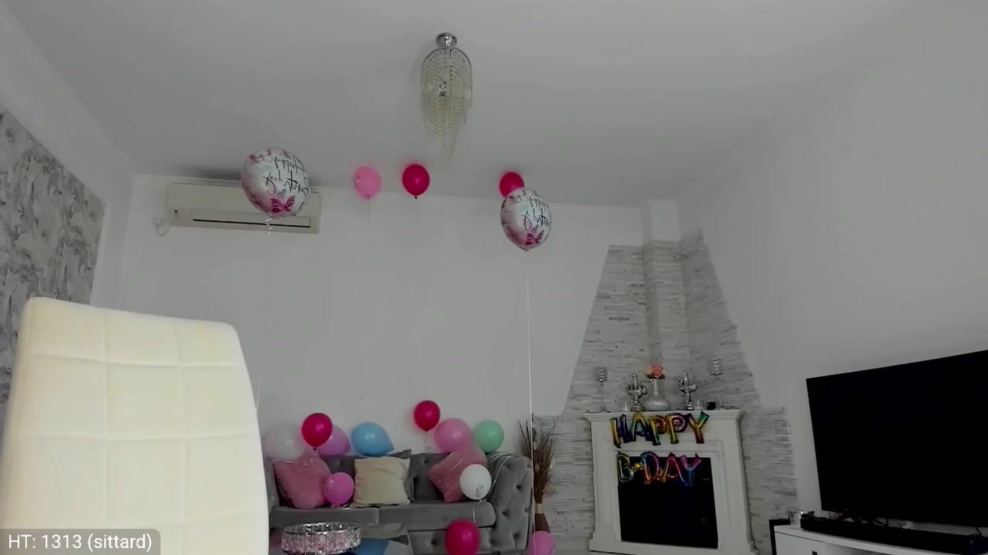 Gallery image thumbnail from MissButterfly's myfreecams stream on, 04/13/2024, 03:50 image 19 of 20