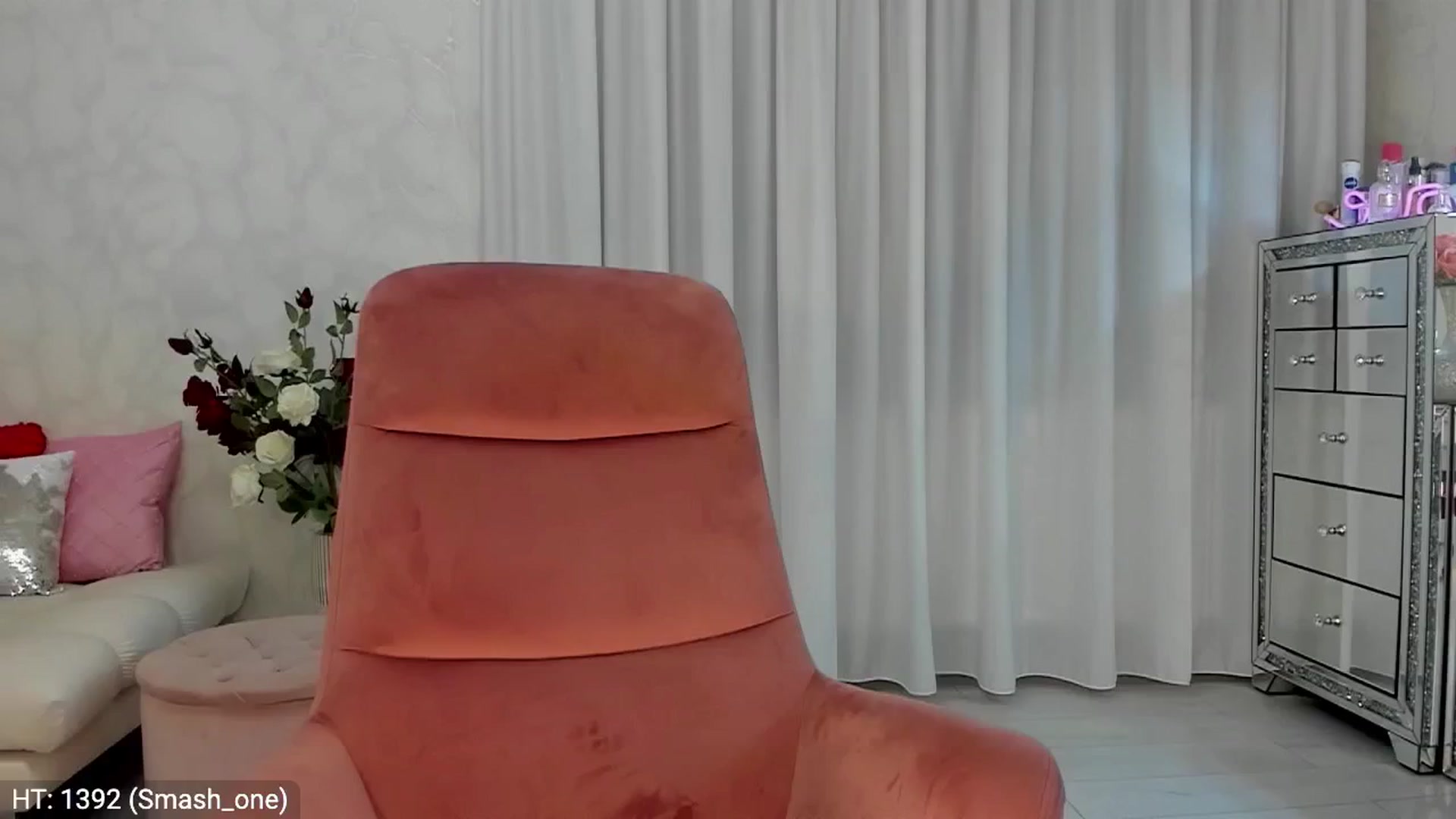 Gallery image thumbnail from MissButterfly's myfreecams stream on, 05/10/2024, 01:03 image 19 of 20