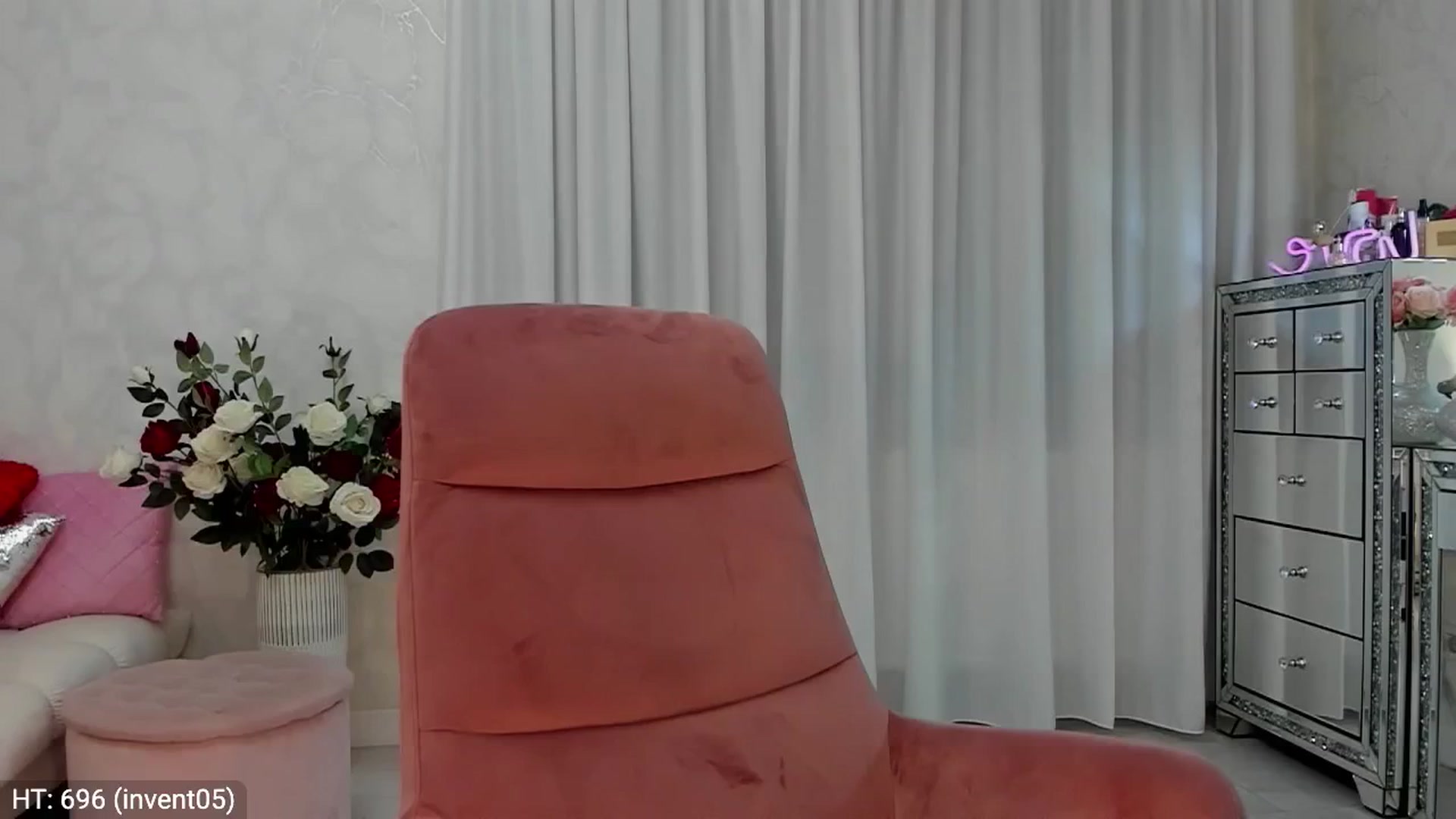 Gallery image thumbnail from MissButterfly's myfreecams stream on, 05/15/2024, 23:18 image 16 of 20