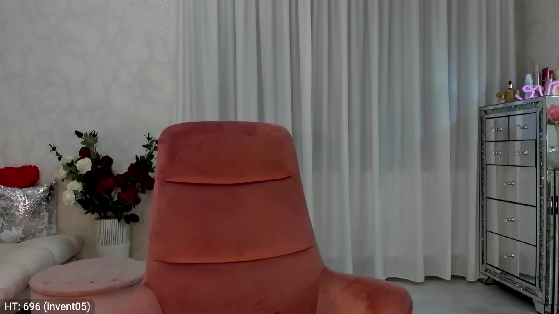Gallery image thumbnail from MissButterfly's myfreecams stream on, 06/21/2024, 05:22 image 10 of 20