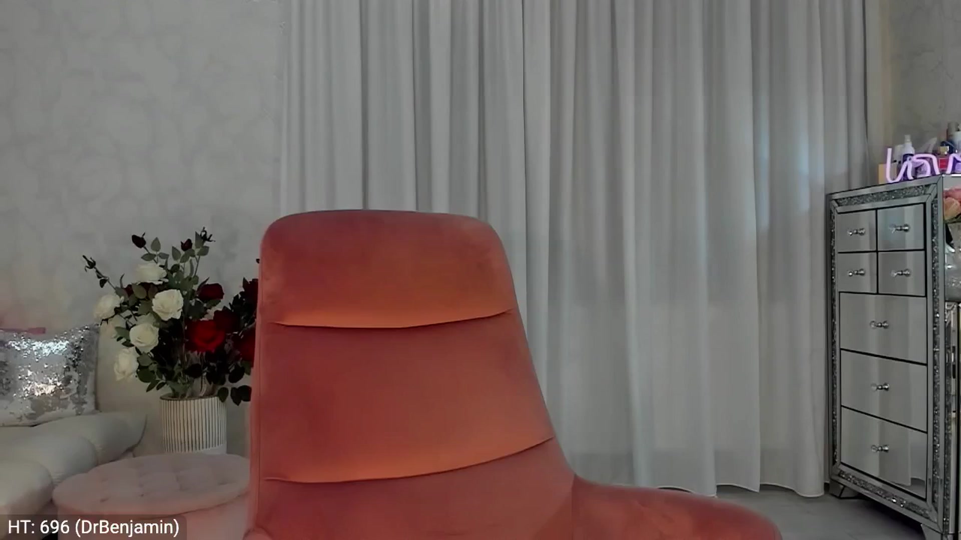 Gallery image thumbnail from MissButterfly's myfreecams stream on, 07/20/2024, 01:54 image 4 of 20