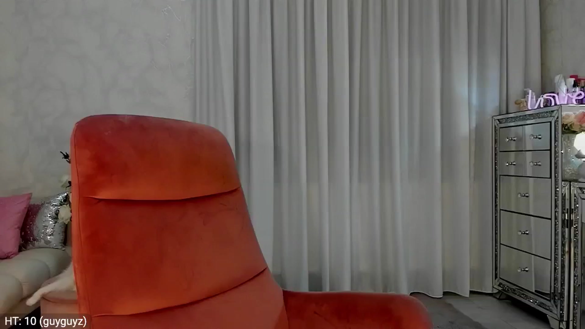 Gallery image thumbnail from MissButterfly's myfreecams stream on, 08/08/2024, 24:24 image 8 of 20