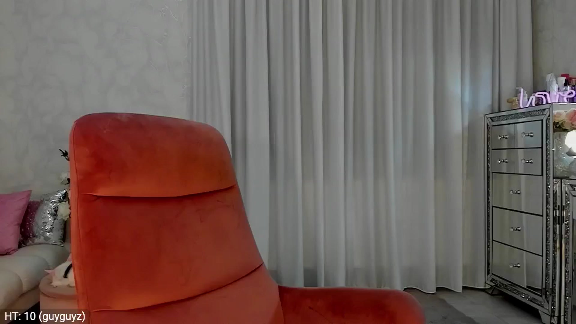 Gallery image thumbnail from MissButterfly's myfreecams stream on, 08/08/2024, 24:24 image 10 of 20