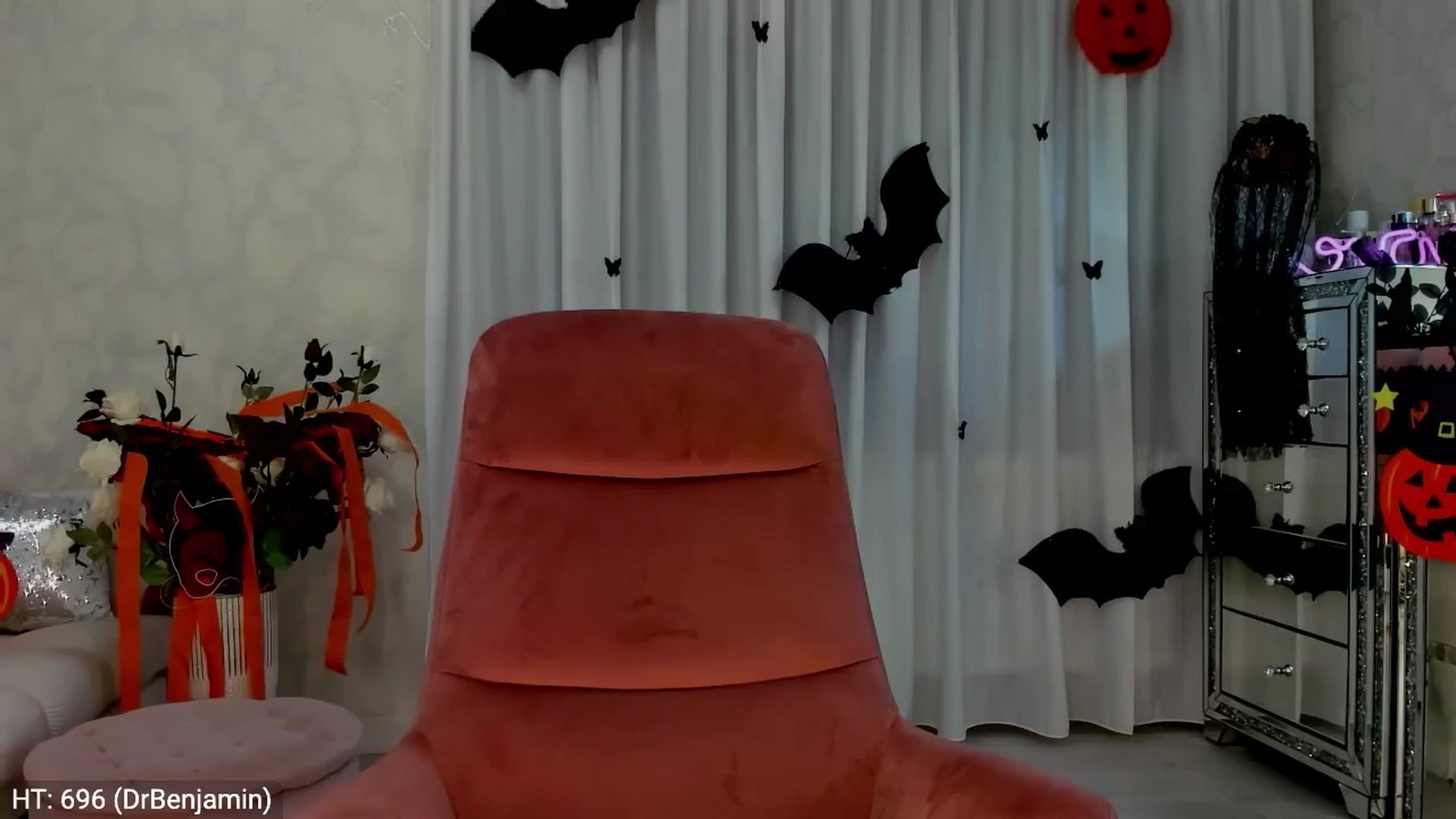 Gallery image thumbnail from MissButterfly's myfreecams stream on, 10/30/2024, 23:51 image 13 of 20