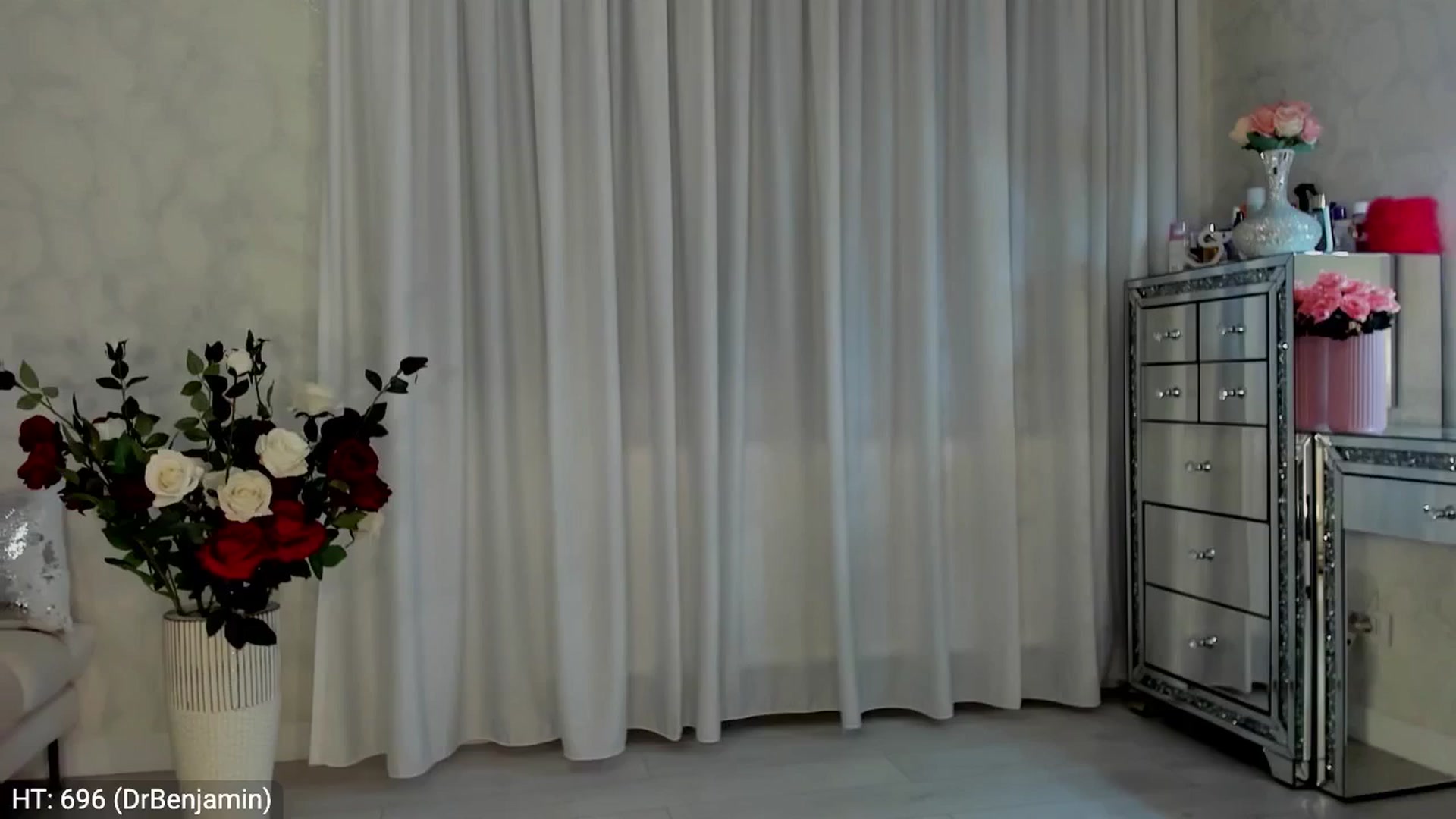 Gallery image thumbnail from MissButterfly's myfreecams stream on, 01/09/2025, 24:07 image 20 of 20