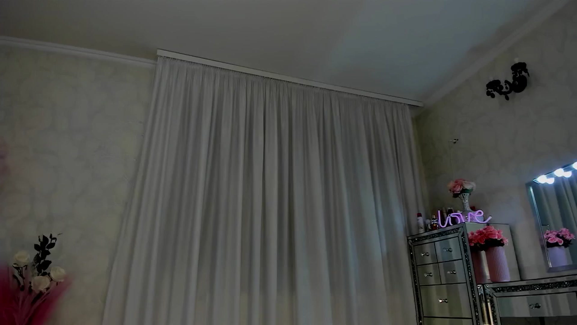 Gallery image thumbnail from MissButterfly's myfreecams stream on, 03/14/2025, 05:33 image 3 of 20