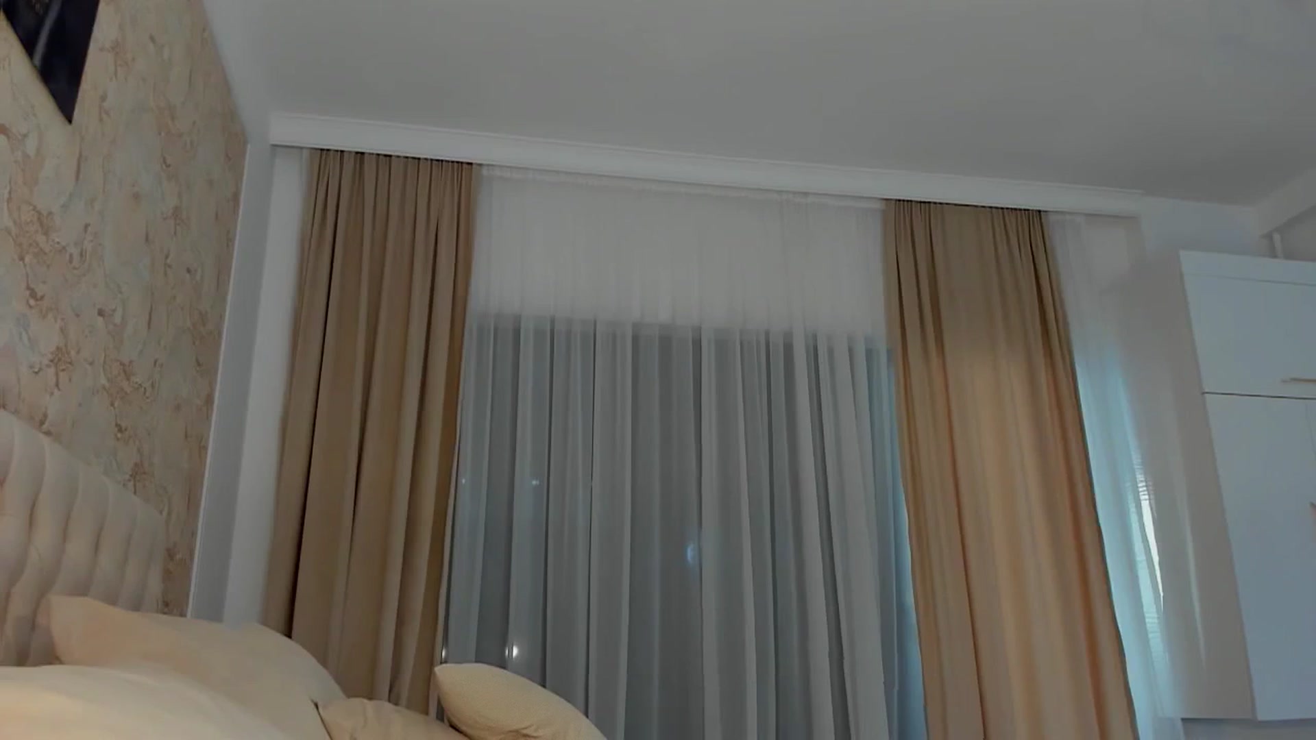 Gallery image thumbnail from MissButterfly's myfreecams stream on, 07/11/2025, 04:01 image 16 of 20
