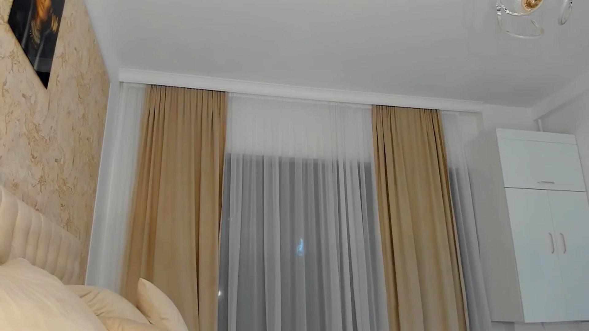 Gallery image thumbnail from MissButterfly's myfreecams stream on, 08/29/2025, 03:34 image 5 of 20