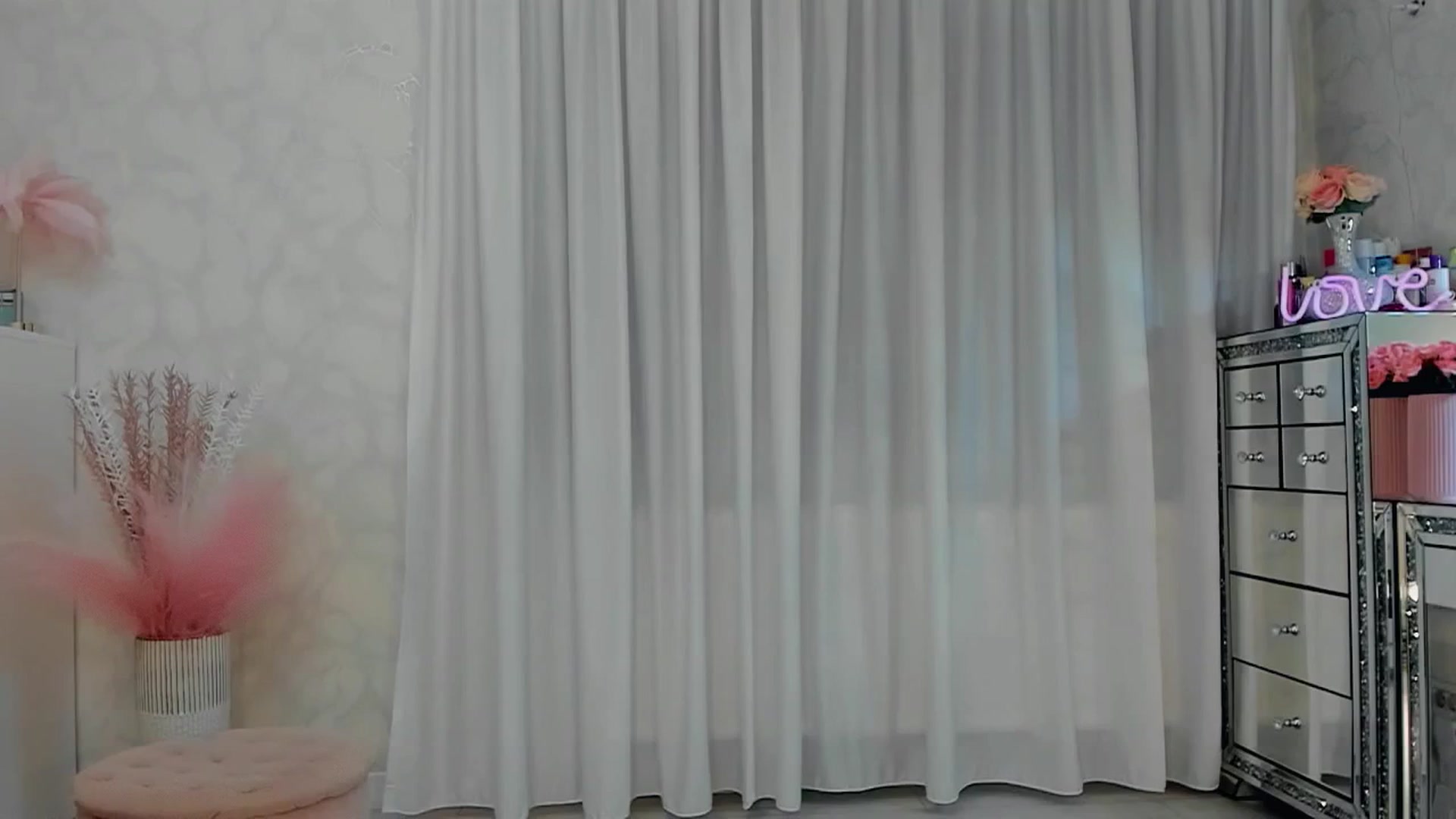 Gallery image thumbnail from MissButterfly's myfreecams stream on, 10/11/2025, 01:39 image 2 of 20