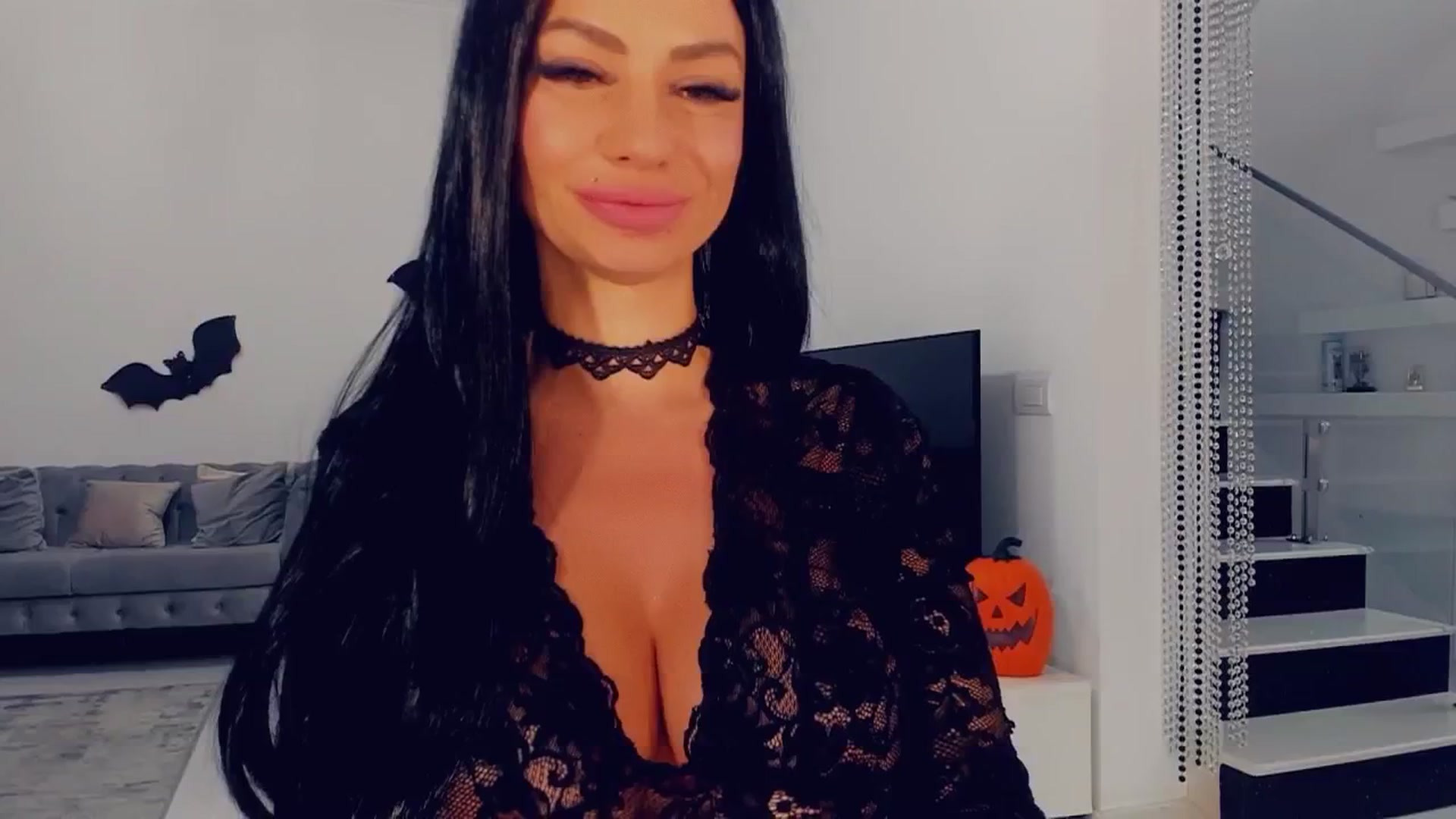 Gallery image thumbnail from MissButterfly's myfreecams stream on, 11/01/2025, 01:40 image 4 of 20