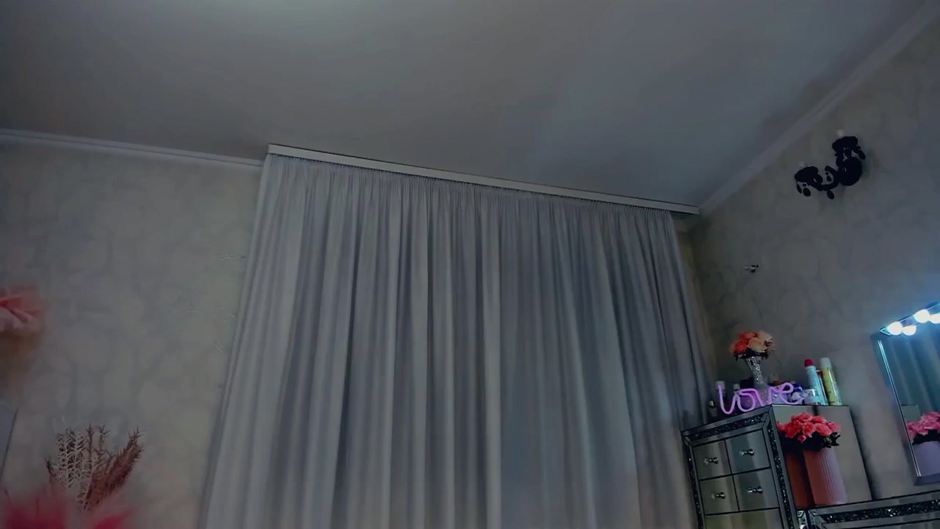 Gallery image thumbnail from MissButterfly's myfreecams stream on, 11/29/2025, 05:53 image 9 of 20