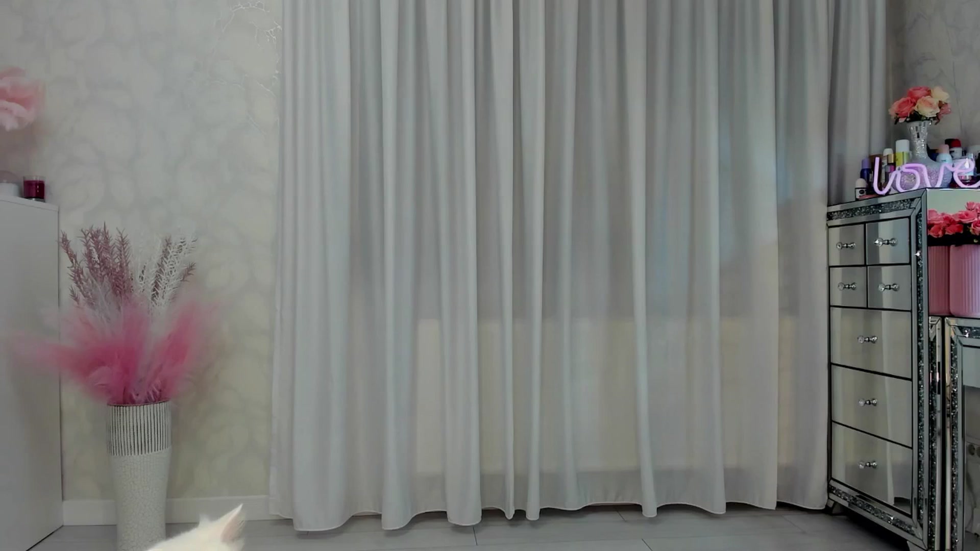 Gallery image thumbnail from MissButterfly's myfreecams stream on, 01/30/2026, 01:57 image 10 of 20