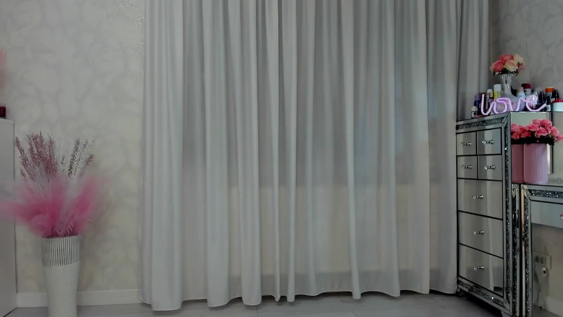 Gallery image thumbnail from MissButterfly's myfreecams stream on, 01/30/2026, 03:57 image 11 of 20