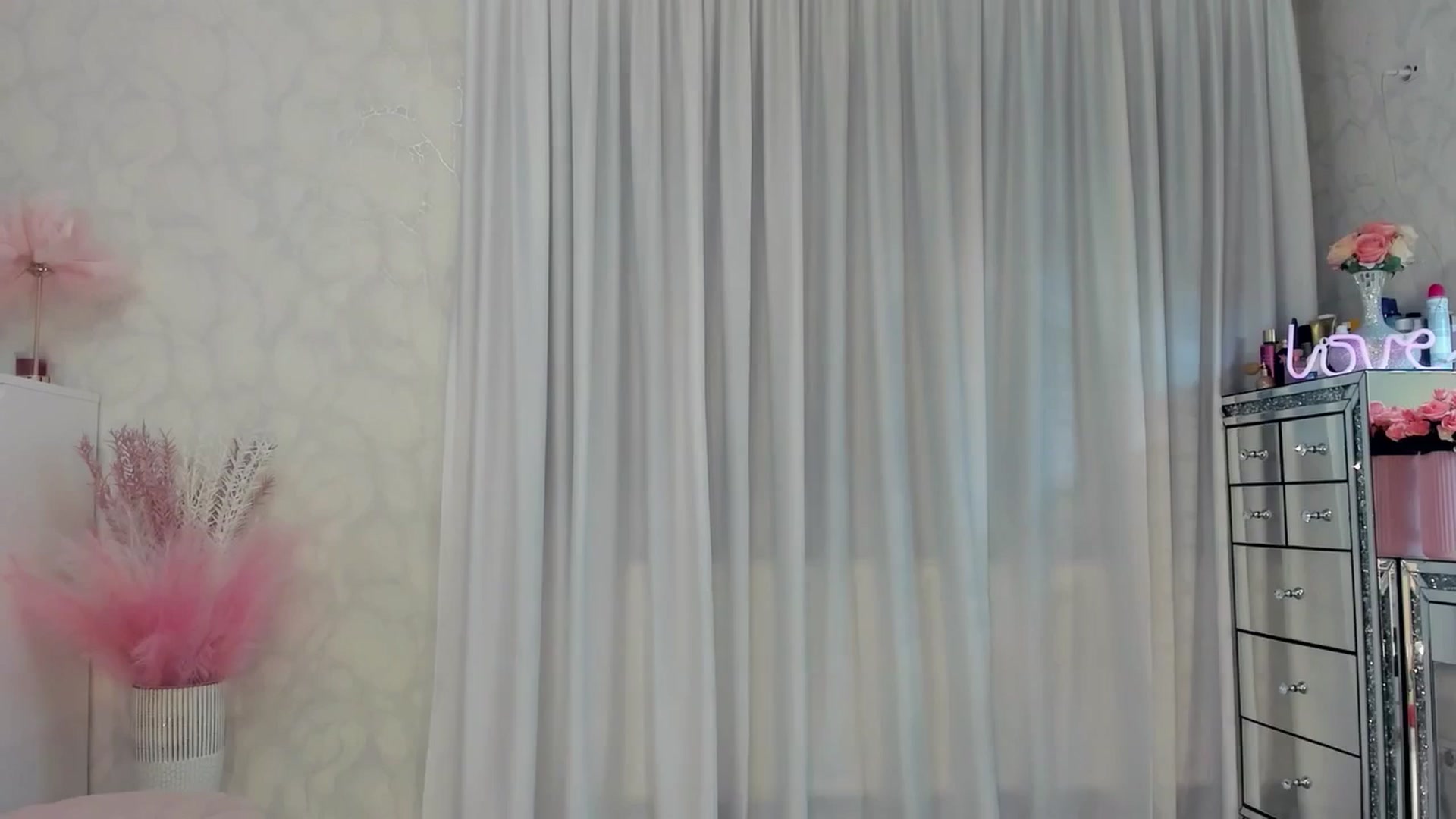 Gallery image thumbnail from MissButterfly's myfreecams stream on, 02/26/2026, 24:41 image 12 of 20