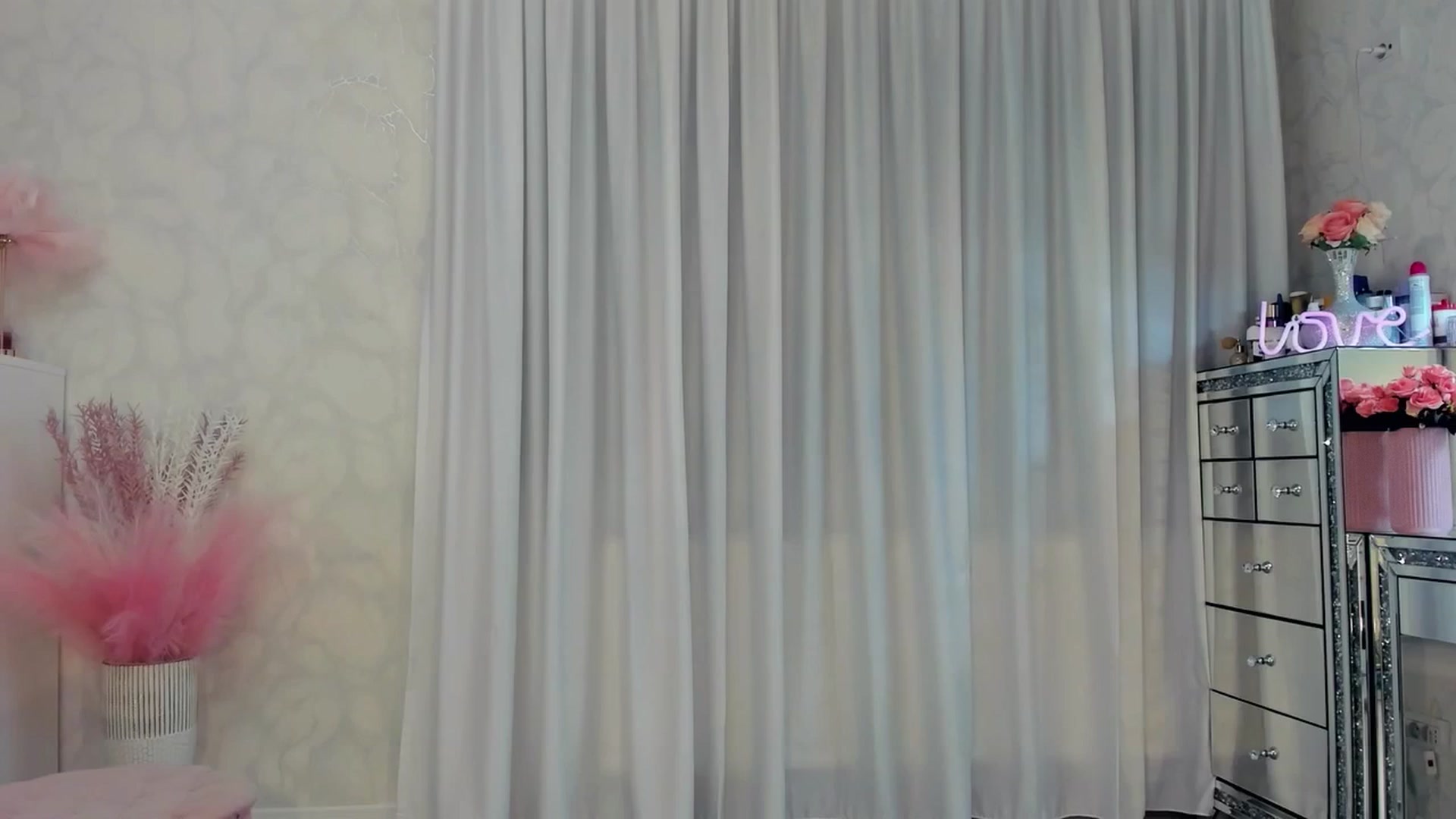 Gallery image thumbnail from MissButterfly's myfreecams stream on, 02/27/2026, 01:51 image 15 of 20