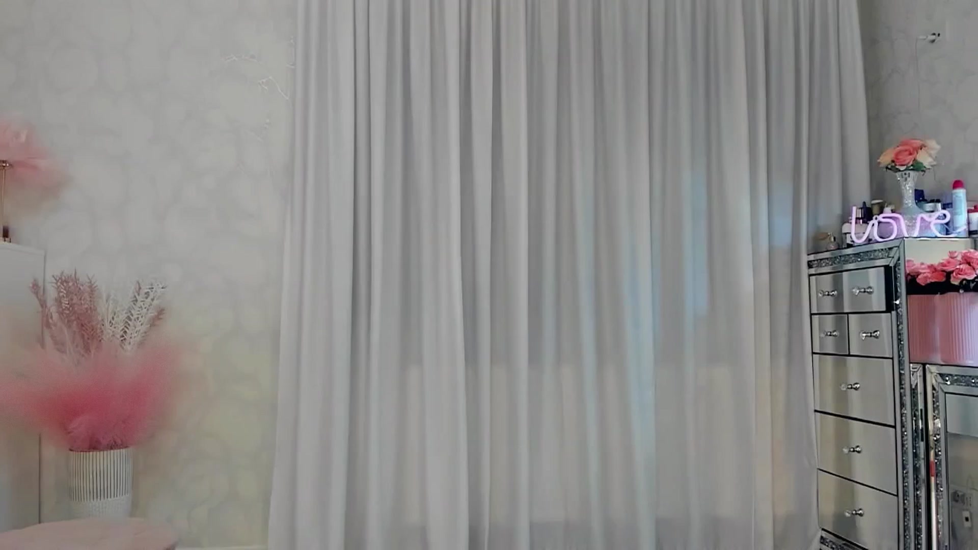 Gallery image thumbnail from MissButterfly's myfreecams stream on, 02/27/2026, 03:31 image 4 of 20