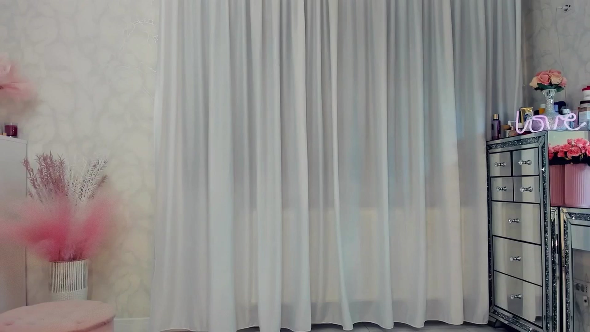 Gallery image thumbnail from MissButterfly's myfreecams stream on, 03/07/2026, 05:21 image 4 of 20