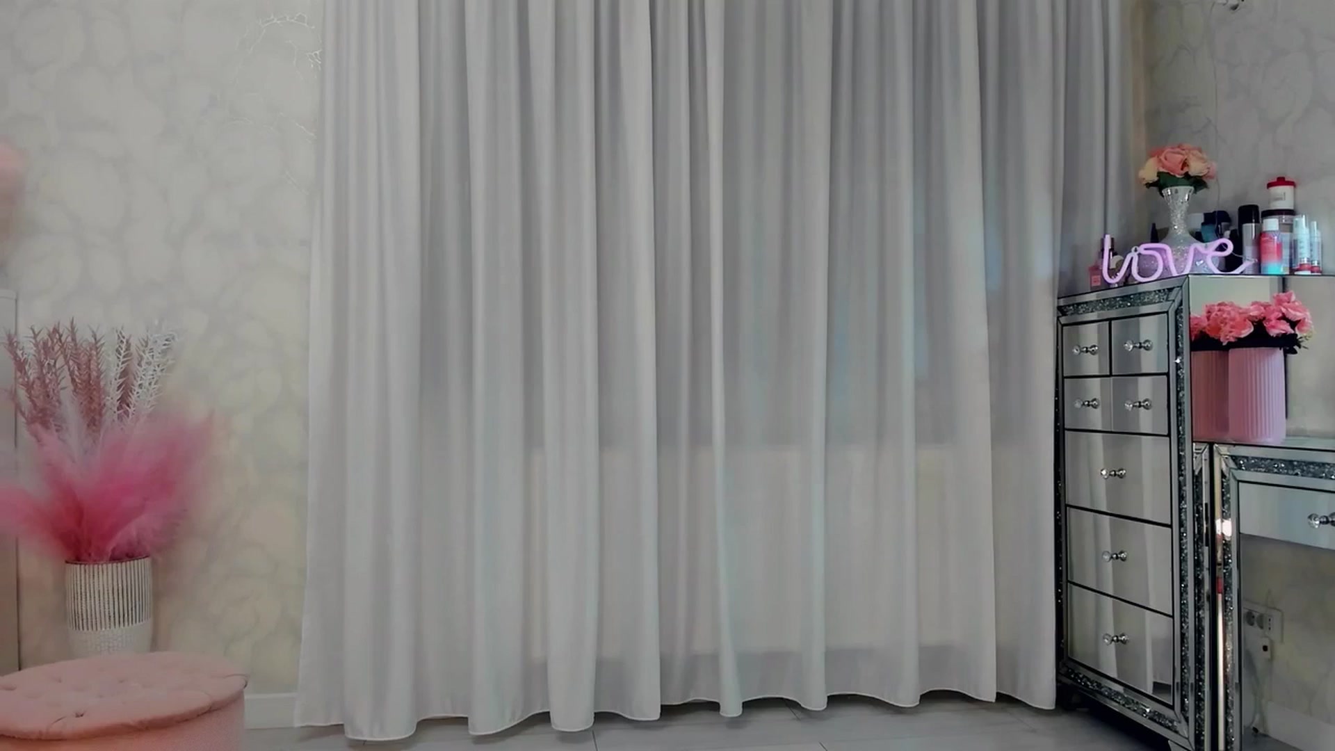 Gallery image thumbnail from MissButterfly's myfreecams stream on, 03/14/2026, 06:04 image 4 of 20