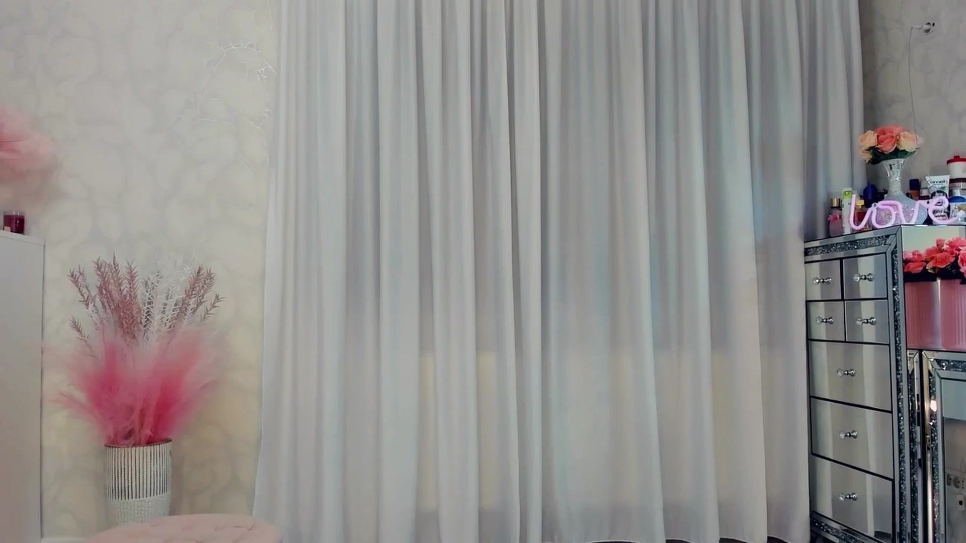 Gallery image thumbnail from MissButterfly's myfreecams stream on, 04/09/2026, 03:24 image 2 of 20