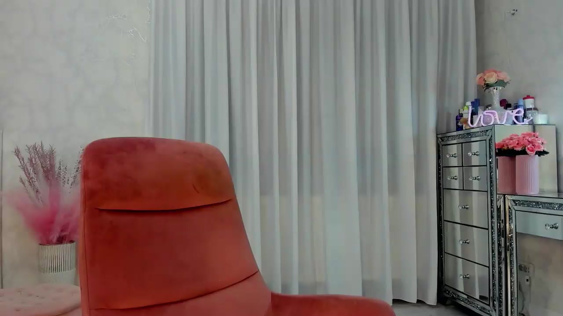 Gallery image thumbnail from MissButterfly's myfreecams stream on, 05/14/2026, 24:36 image 1 of 20