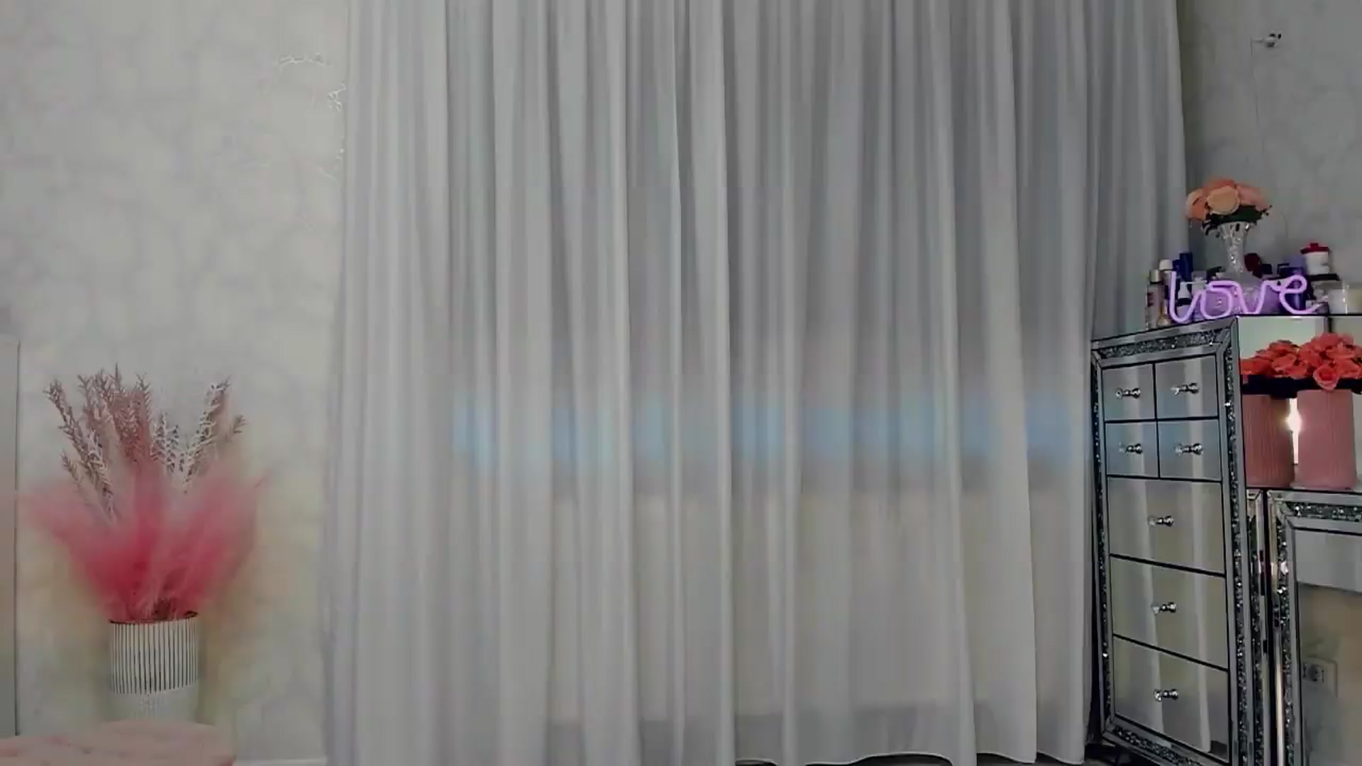 Gallery image thumbnail from MissButterfly's myfreecams stream on, 05/15/2026, 04:04 image 12 of 20