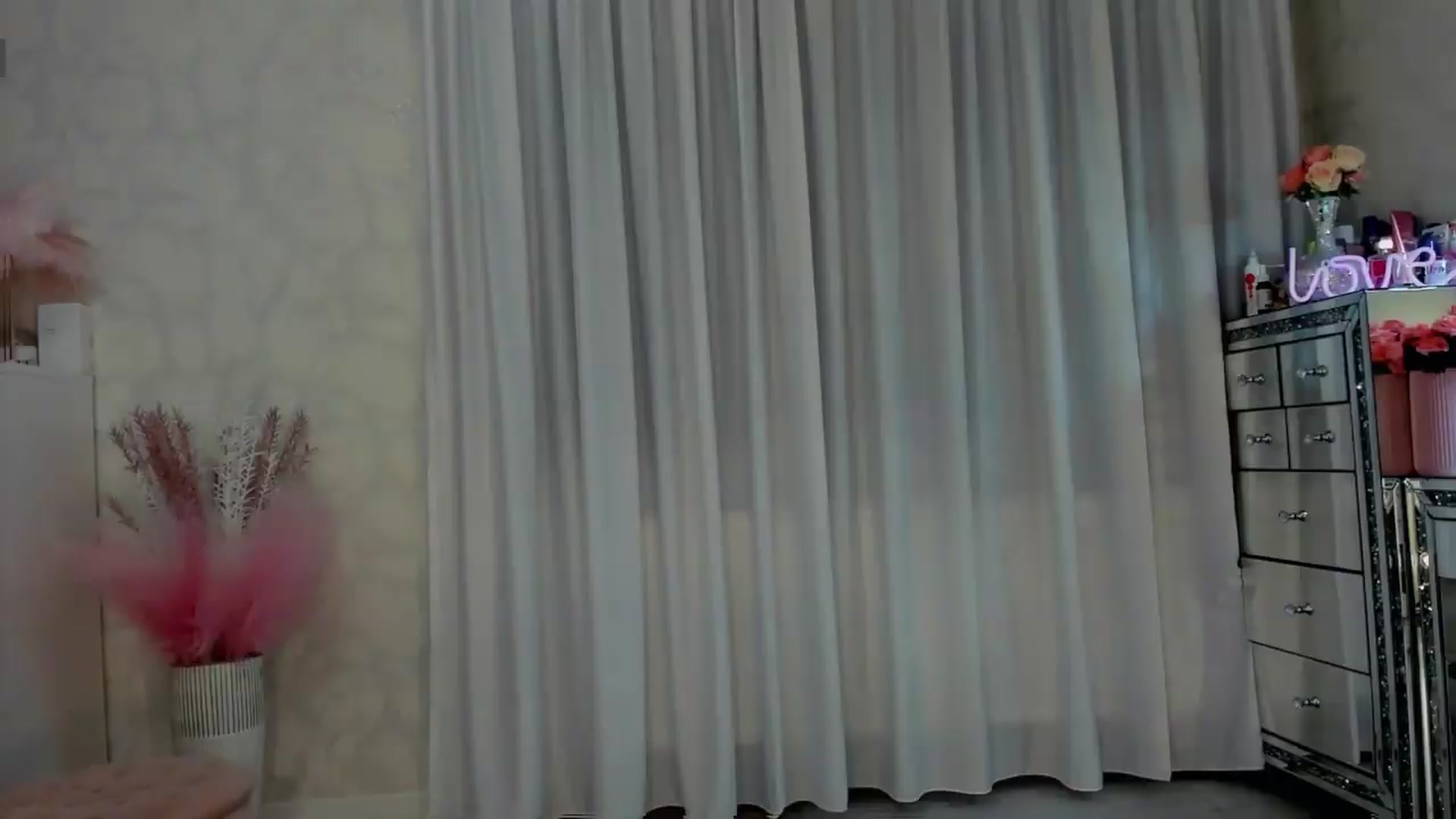 Gallery image thumbnail from MissButterfly's myfreecams stream on, 07/10/2026, 02:04 image 11 of 20