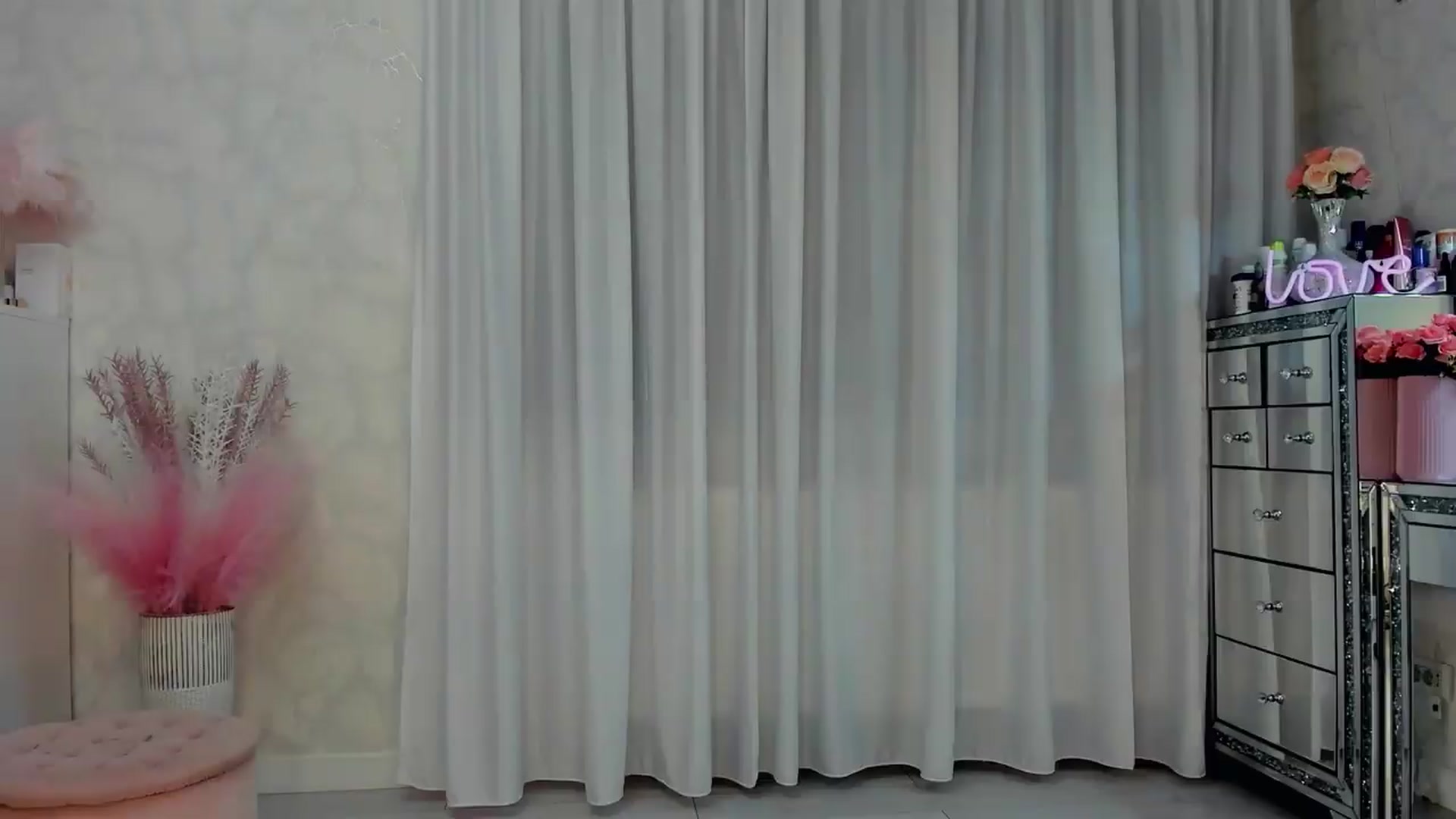 Gallery image thumbnail from MissButterfly's myfreecams stream on, 07/17/2026, 21:40 image 7 of 20