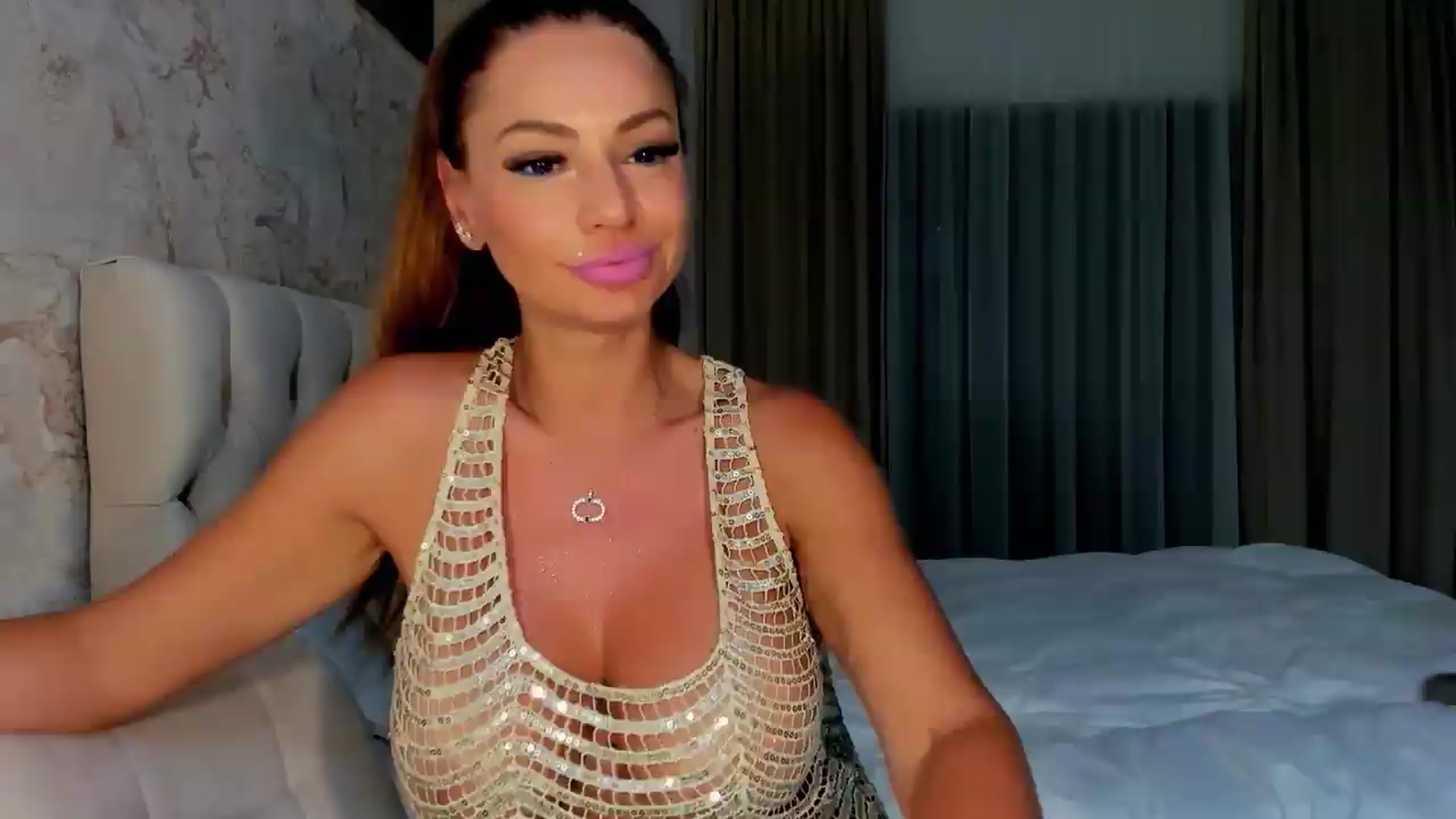 Gallery image thumbnail from MissButterfly's myfreecams stream on, 08/13/2026, 23:13 image 9 of 20