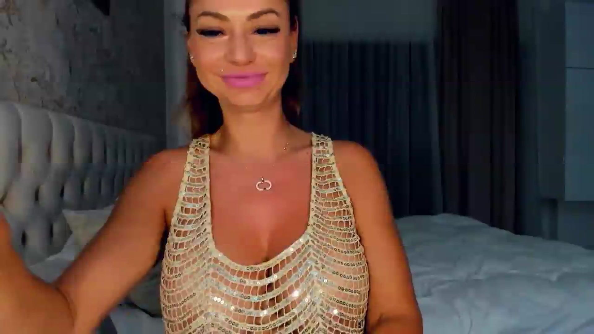 Gallery image thumbnail from MissButterfly's myfreecams stream on, 08/13/2026, 23:38 image 2 of 20