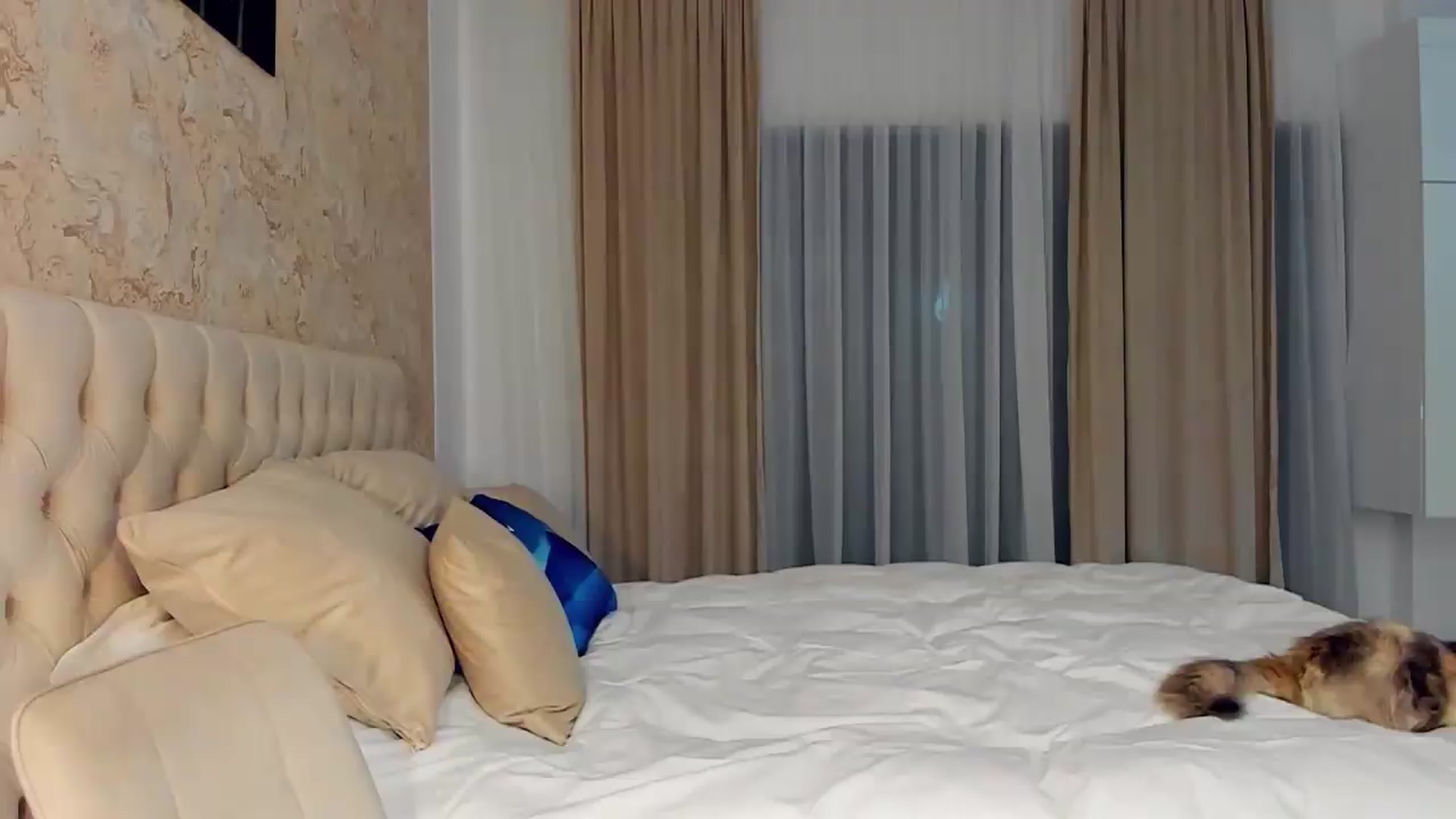 Gallery image thumbnail from MissButterfly's myfreecams stream on, 08/21/2026, 24:02 image 4 of 20