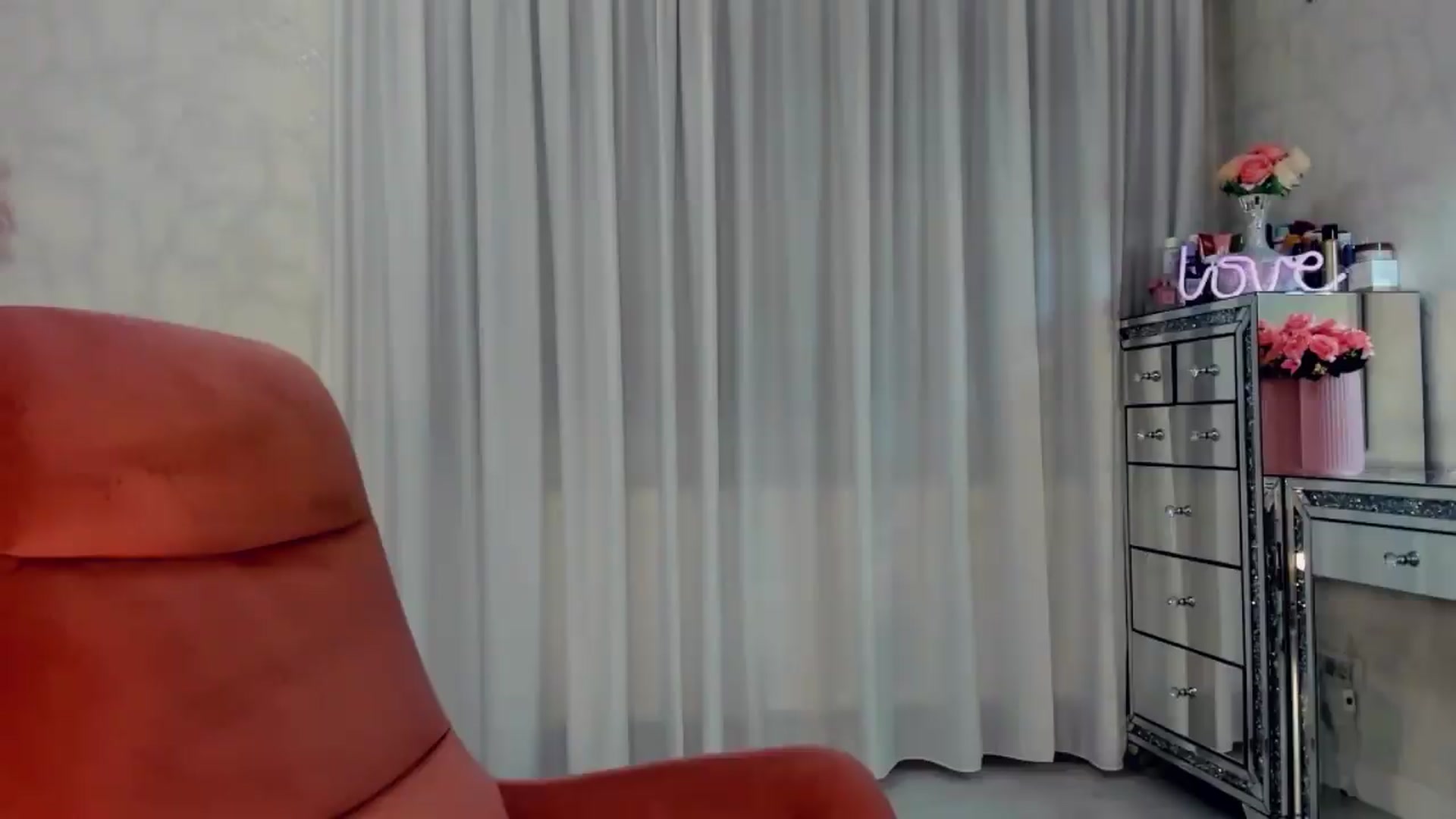 Gallery image thumbnail from MissButterfly's myfreecams stream on, 09/05/2026, 24:02 image 14 of 20