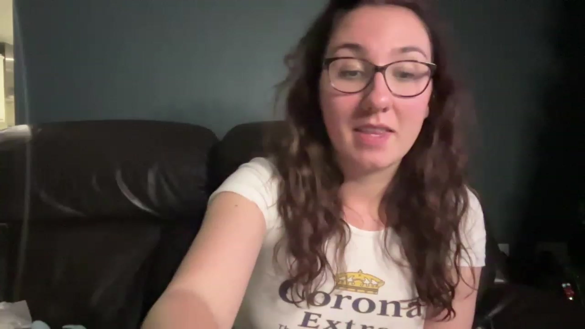 Gallery image thumbnail from MissChar95's myfreecams stream on, 11/24/2022, 24:41 image 2 of 20