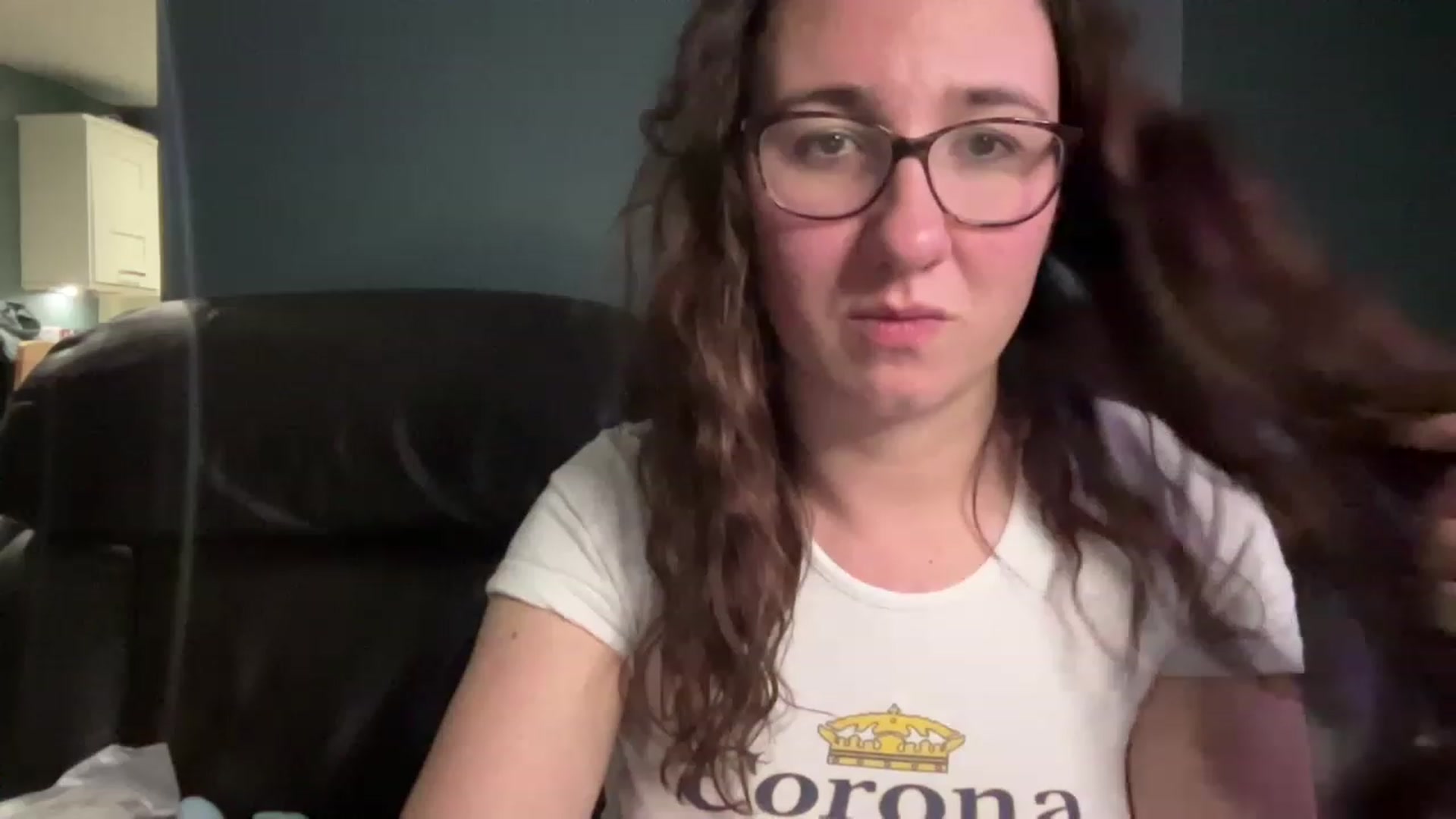 Gallery image thumbnail from MissChar95's myfreecams stream on, 11/24/2022, 24:41 image 17 of 20
