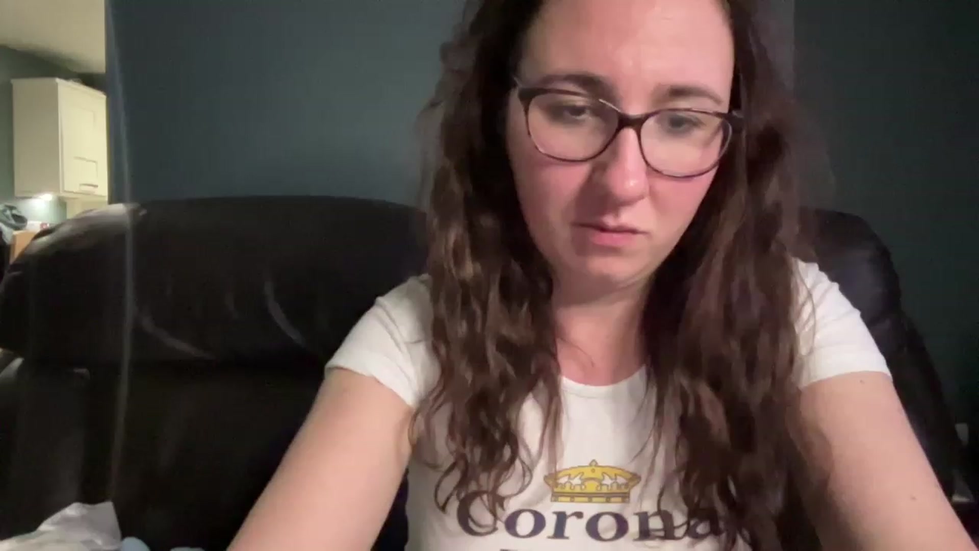 Gallery image thumbnail from MissChar95's myfreecams stream on, 11/24/2022, 24:41 image 6 of 20