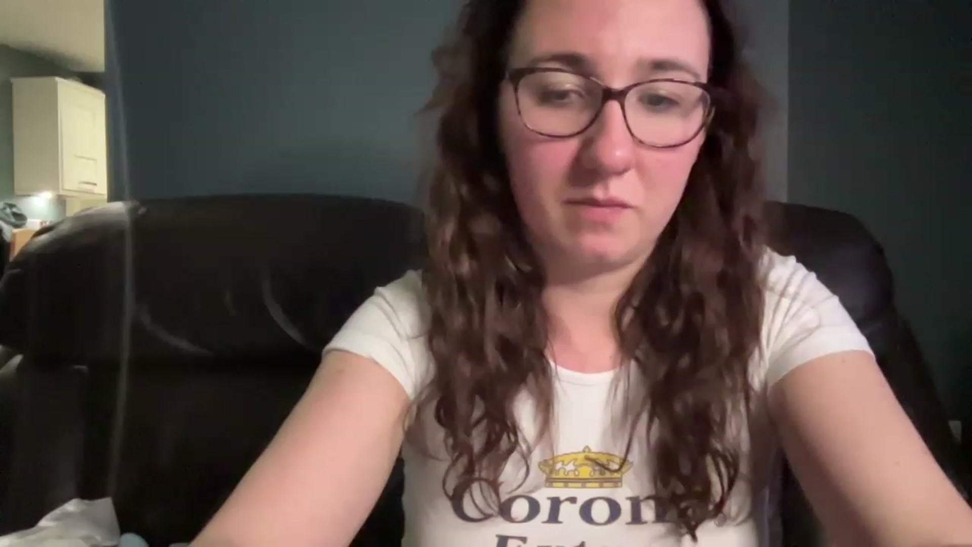 Gallery image thumbnail from MissChar95's myfreecams stream on, 11/24/2022, 24:41 image 10 of 20