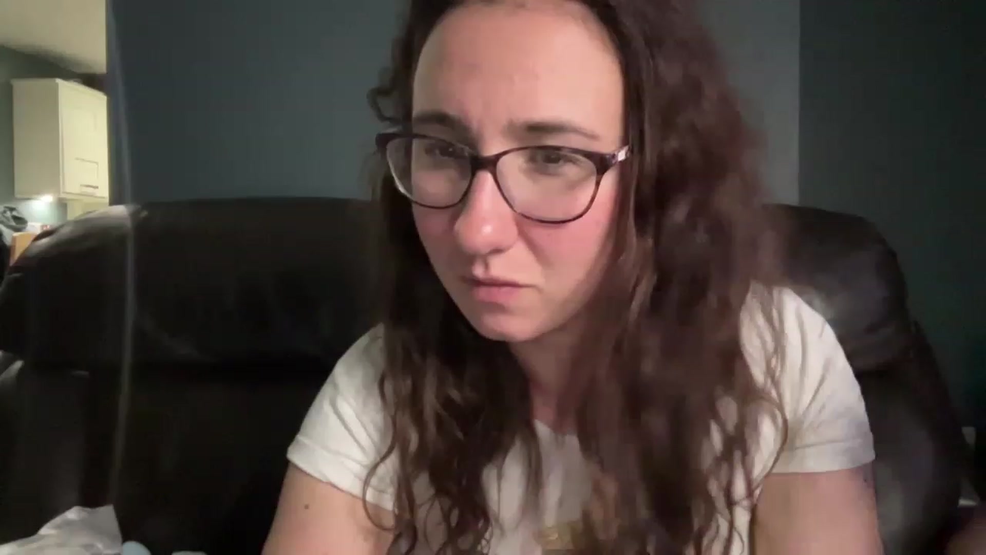 Gallery image thumbnail from MissChar95's myfreecams stream on, 11/24/2022, 24:43 image 14 of 20