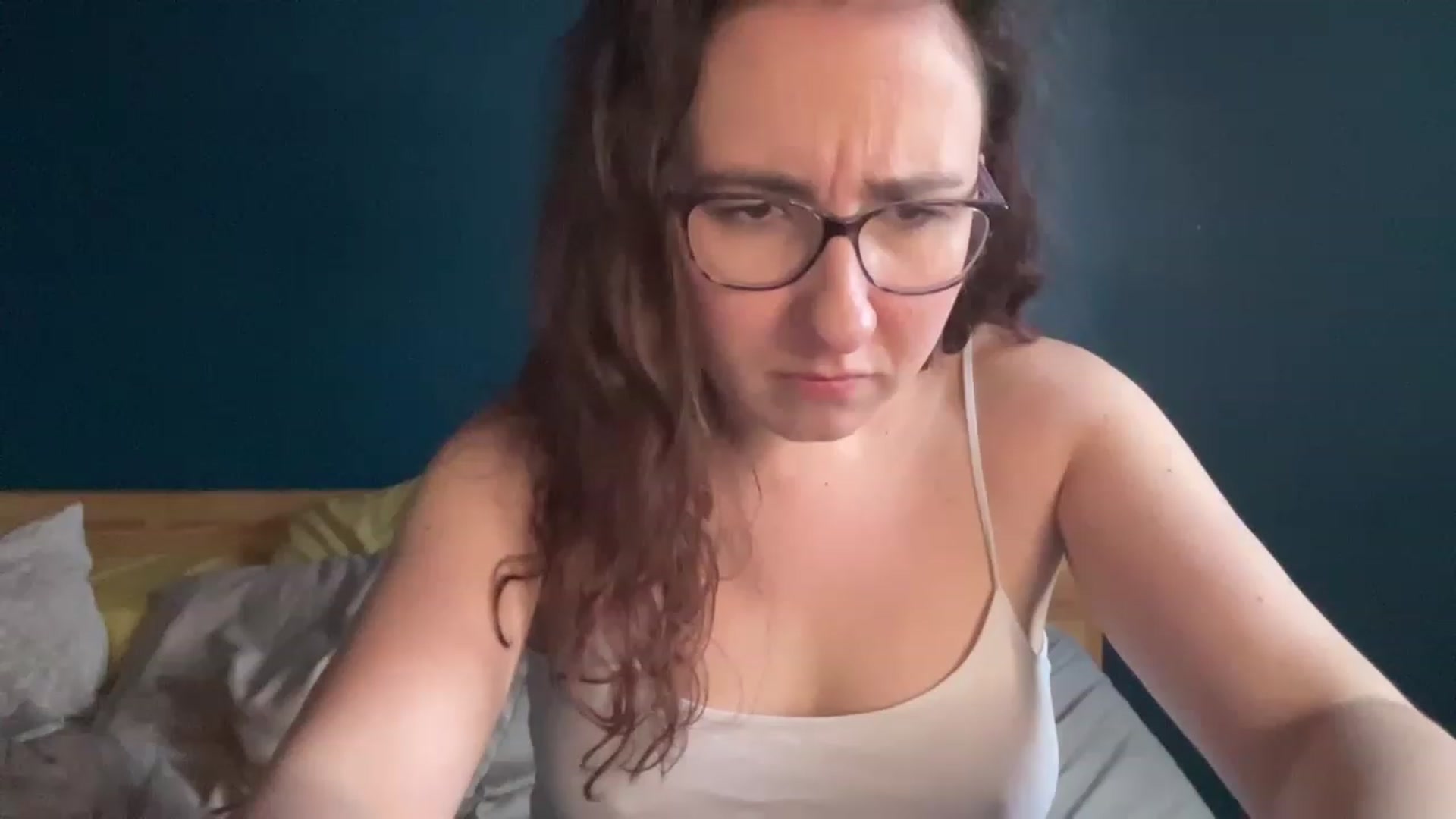 Gallery image thumbnail from MissChar95's myfreecams stream on, 12/05/2022, 15:25 image 5 of 20