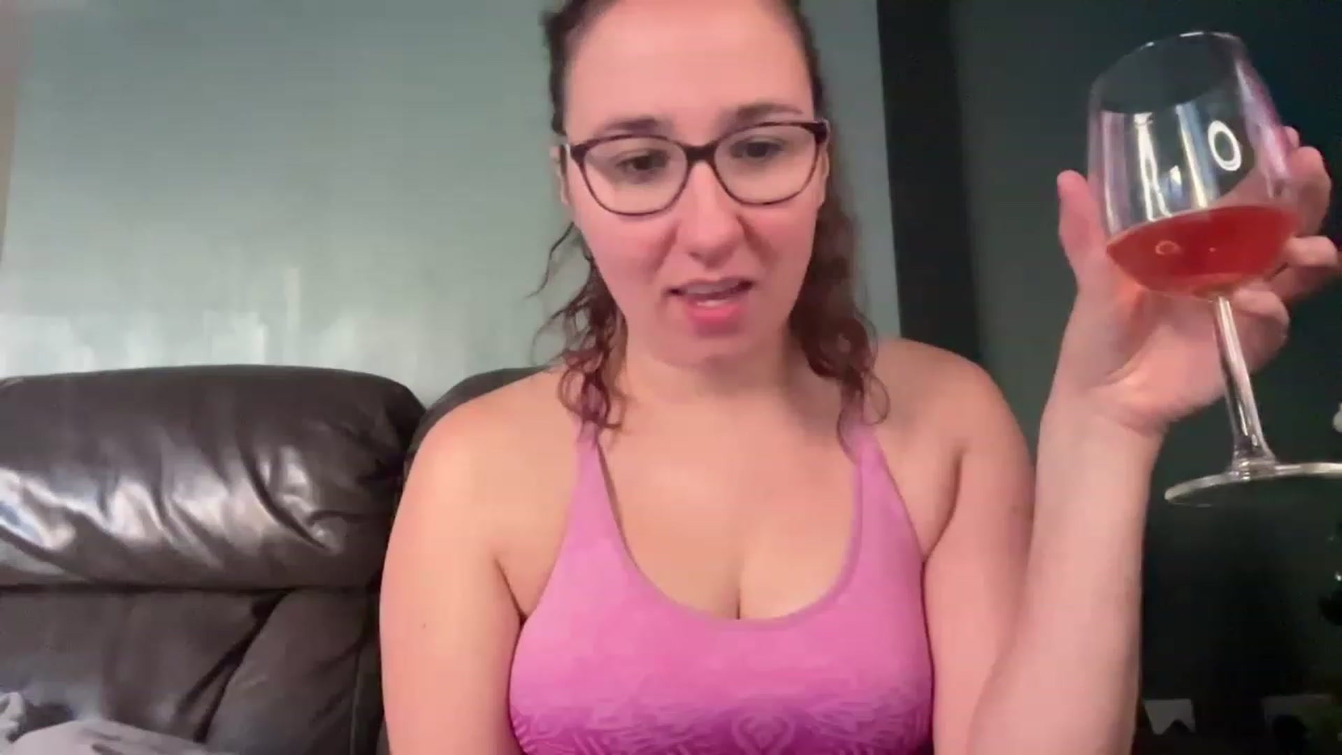 Gallery image thumbnail from MissChar95's myfreecams stream on, 12/08/2022, 12:38 image 19 of 20