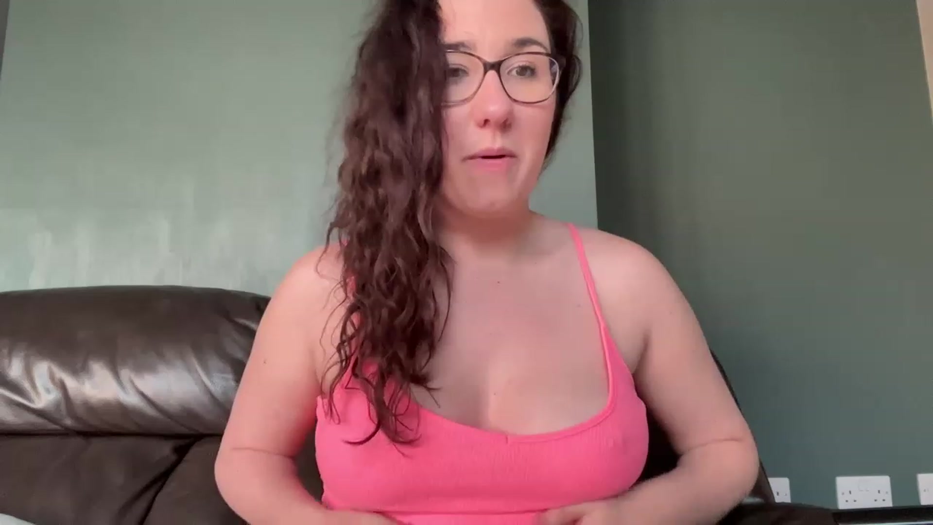 Gallery image thumbnail from MissChar95's myfreecams stream on, 01/31/2023, 13:35 image 5 of 20