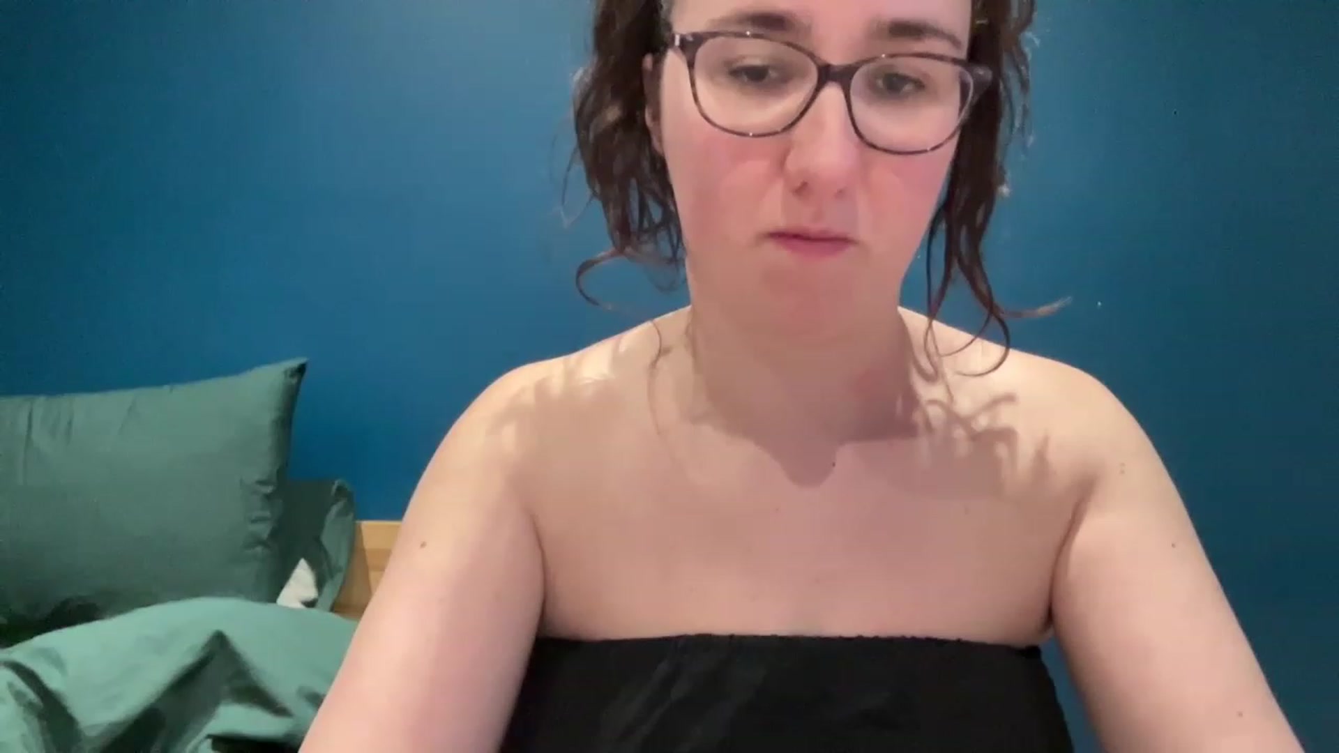 Gallery image thumbnail from MissChar95's myfreecams stream on, 02/26/2023, 17:56 image 9 of 20