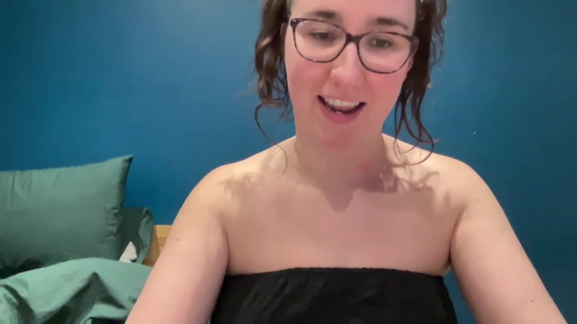 Gallery image thumbnail from MissChar95's myfreecams stream on, 02/26/2023, 17:56 image 10 of 20